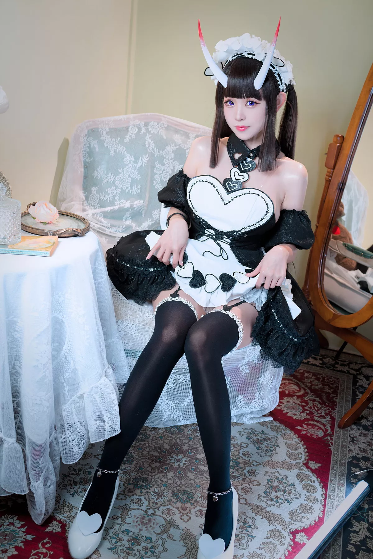 Xgyw.Org_网络美女miko酱ww能代女仆主题私房性感吊裙配黑丝吊袜秀完美身材诱惑写真36P