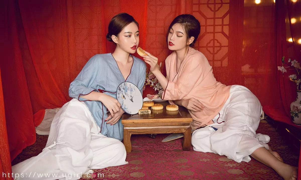 Xgyw.Org_[Ugirls爱尤物]No.2409_模特刘邦妮＆孟十朵中秋主题低胸性感服饰秀完美身材诱惑写真35P