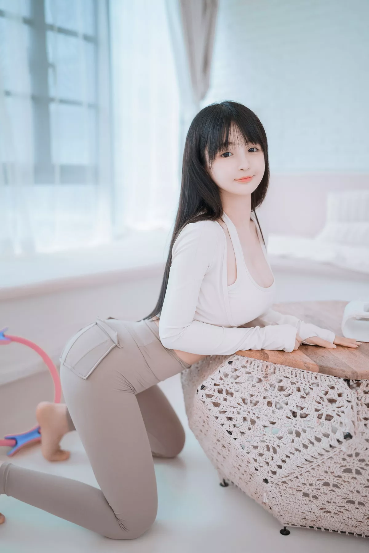 Xgyw.Org_网络美女桜井宁宁瑜伽妹妹主题性感紧身瑜伽服半脱秀惹火身材撩人诱惑写真111P