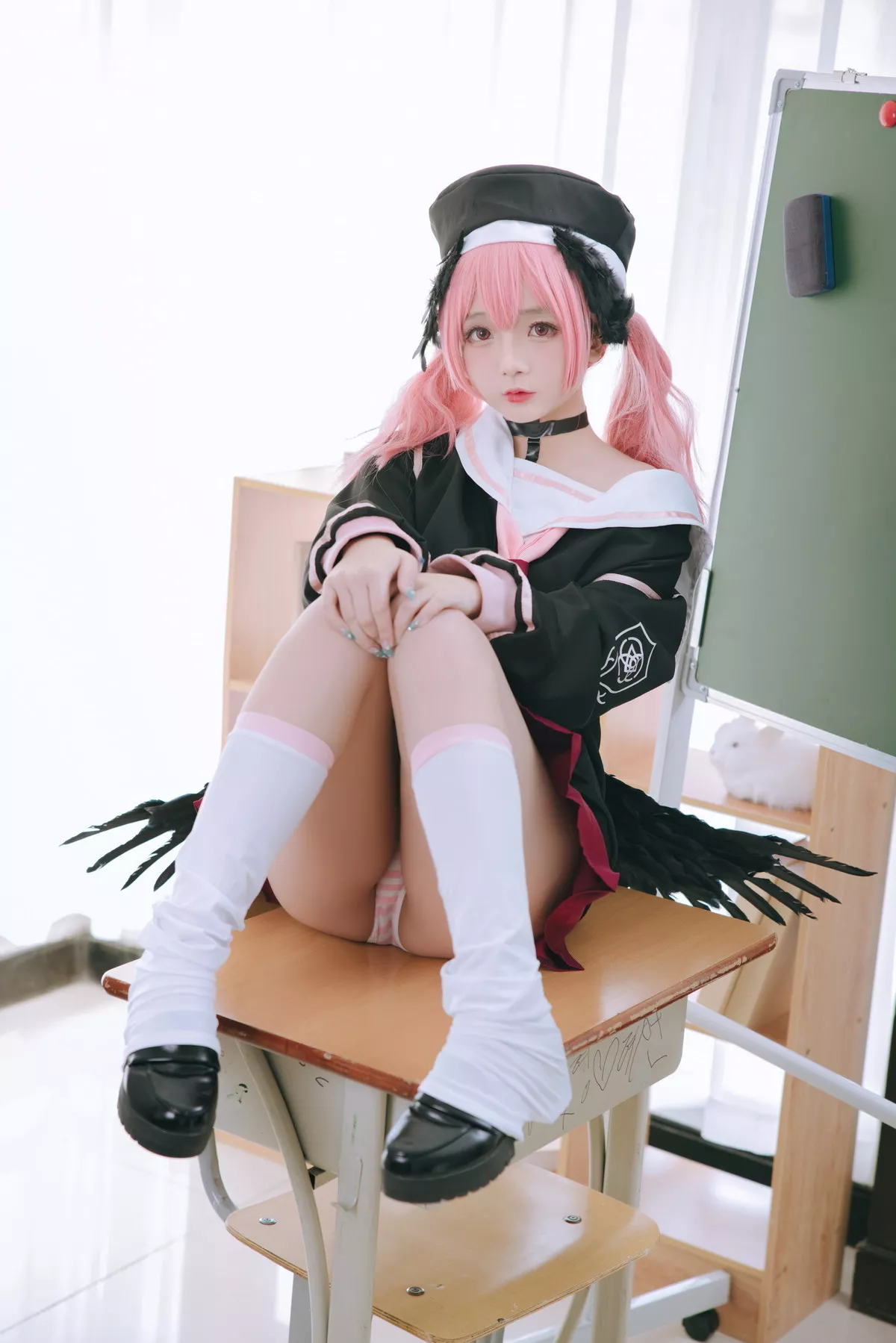 Xgyw.Org_Cosplay美女日奈娇下江小春主题室内脱性感学生制服露三点式内衣迷人诱惑写真149P