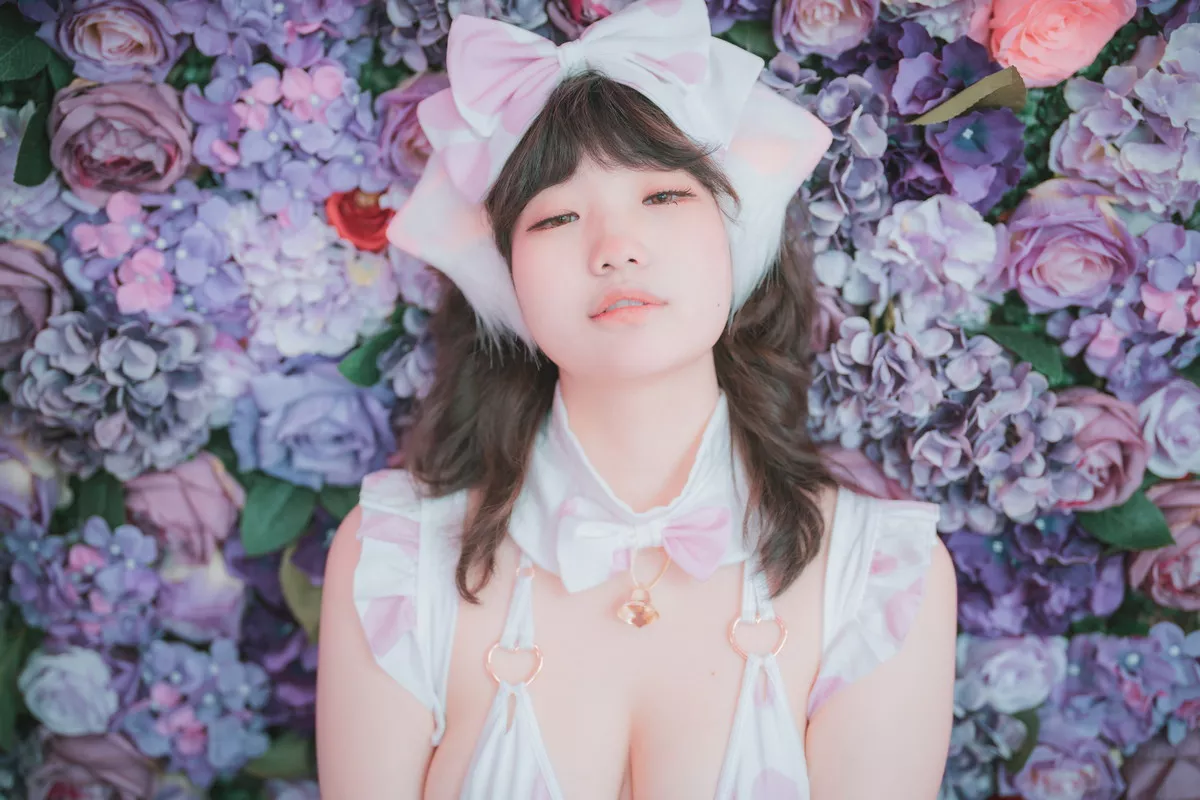 Xgyw.Org_[DJAWA]No.212_模特Mimmi_Cream Cow Milk主题私房性感牛奶三点式内衣撩人诱惑写真106P