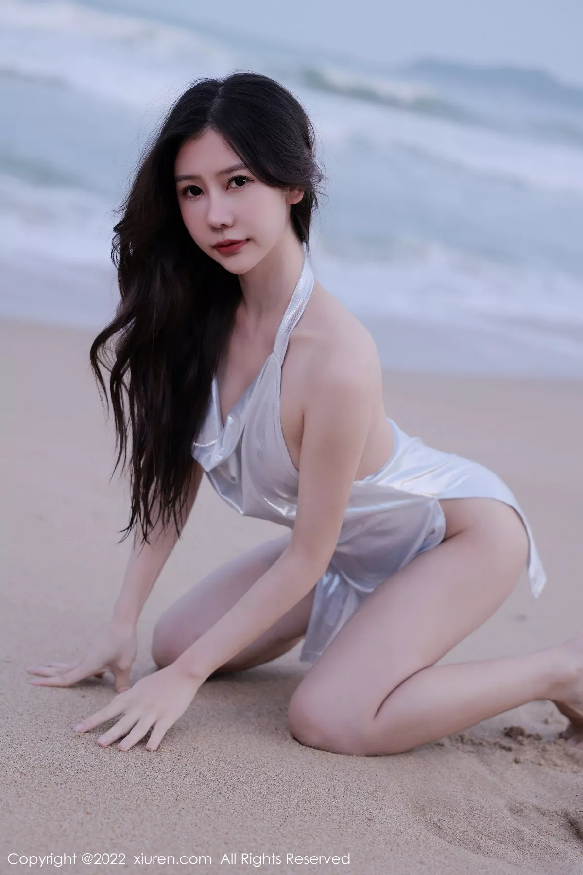 Xgyw.Org_XiuRen第5990期_模特尹甜甜海滩场景性感蓝绿色比基尼秀完美身材迷人诱惑写真65P