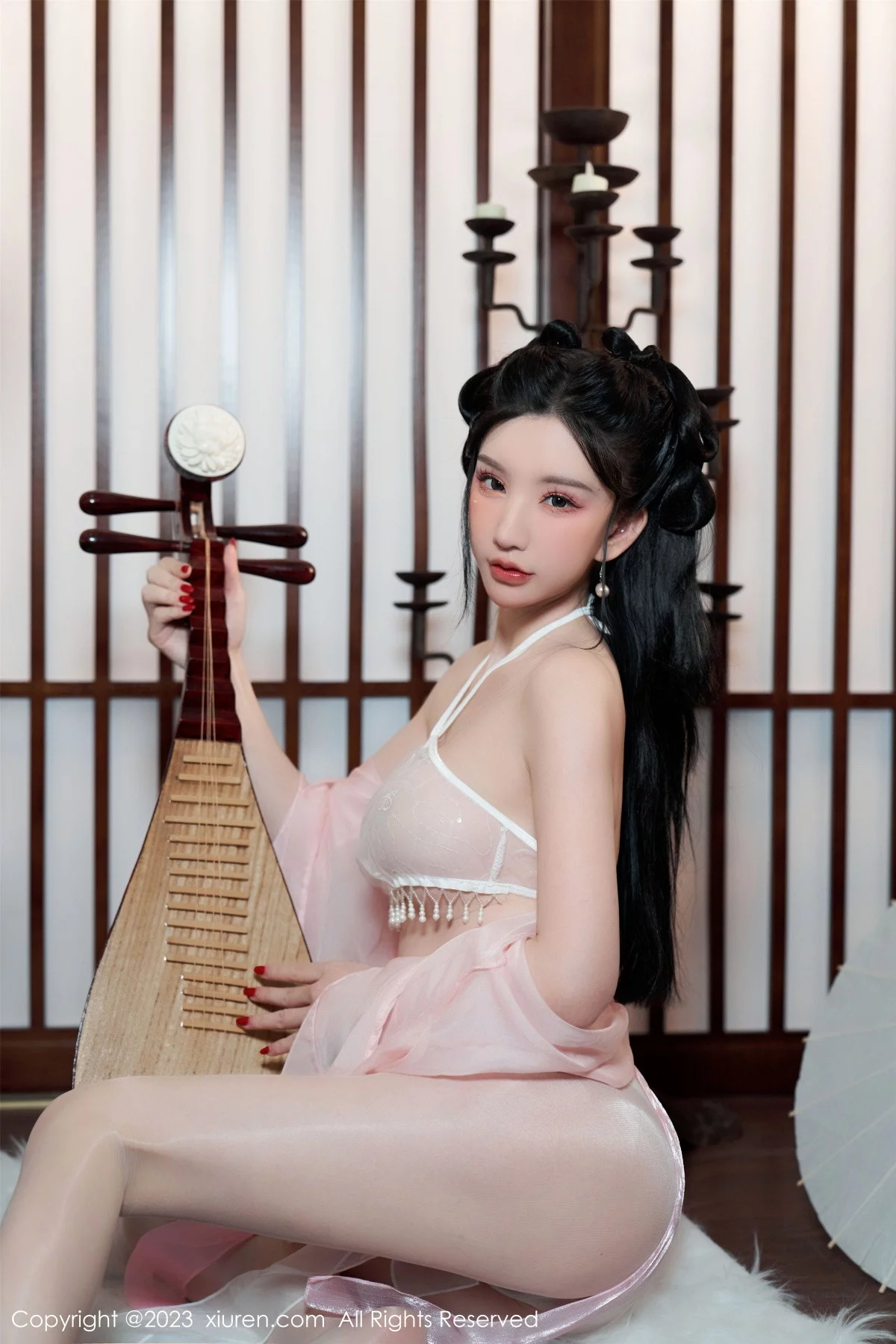 Xgyw.Org_XiuRen第6217期_女神周于希Sally性感粉色古装服饰配超薄无内肉丝惹火诱惑写真85P