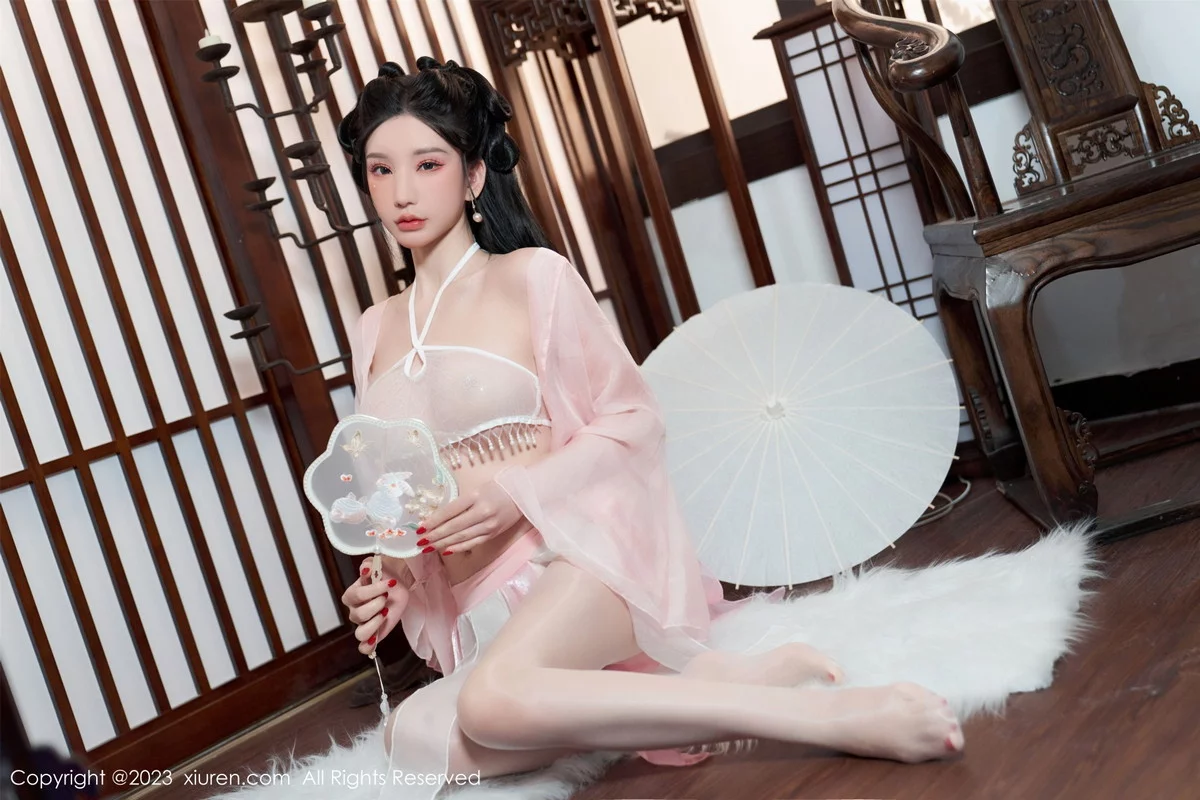 Xgyw.Org_XiuRen第6217期_女神周于希Sally性感粉色古装服饰配超薄无内肉丝惹火诱惑写真85P