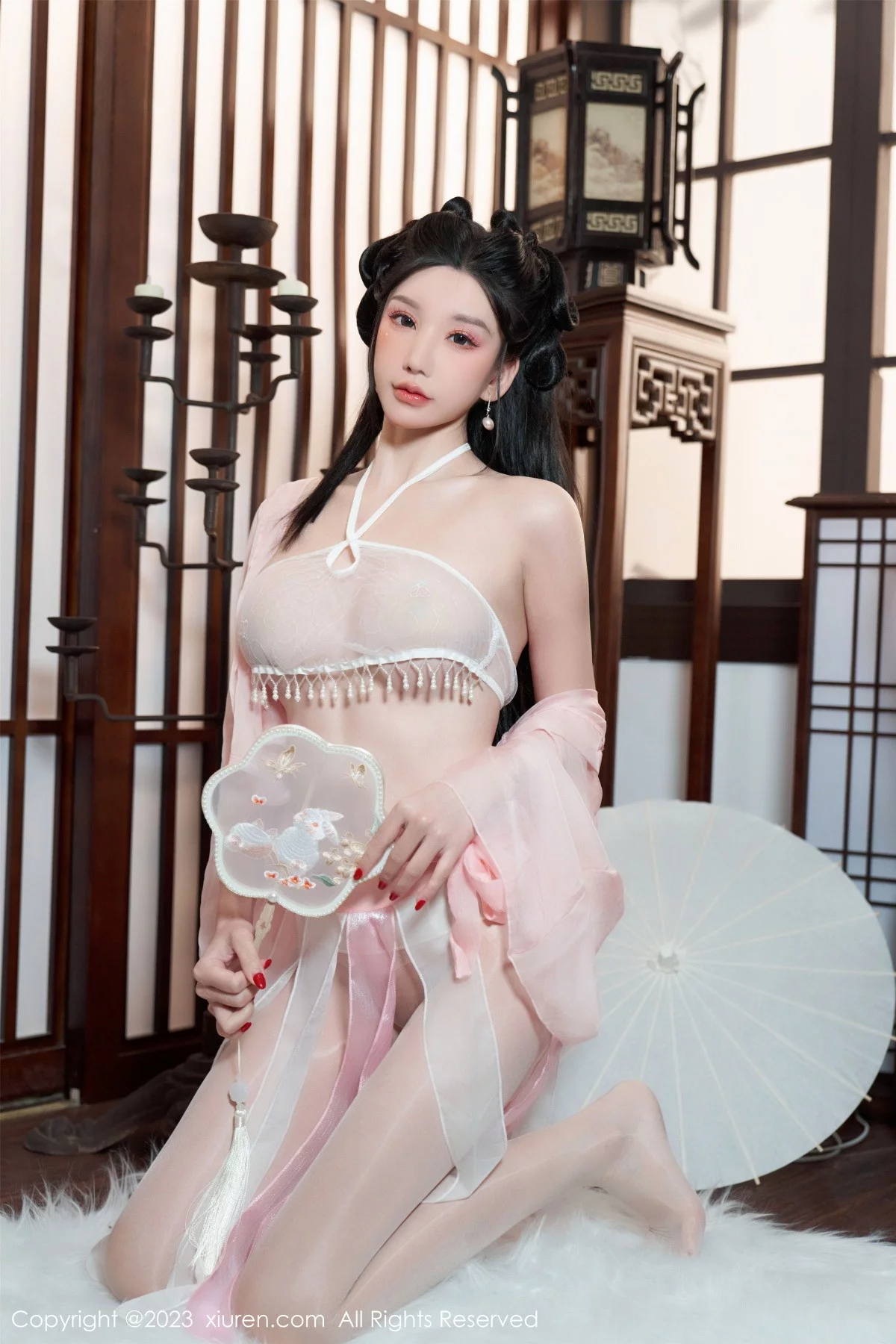 Xgyw.Org_XiuRen第6217期_女神周于希Sally性感粉色古装服饰配超薄无内肉丝惹火诱惑写真85P