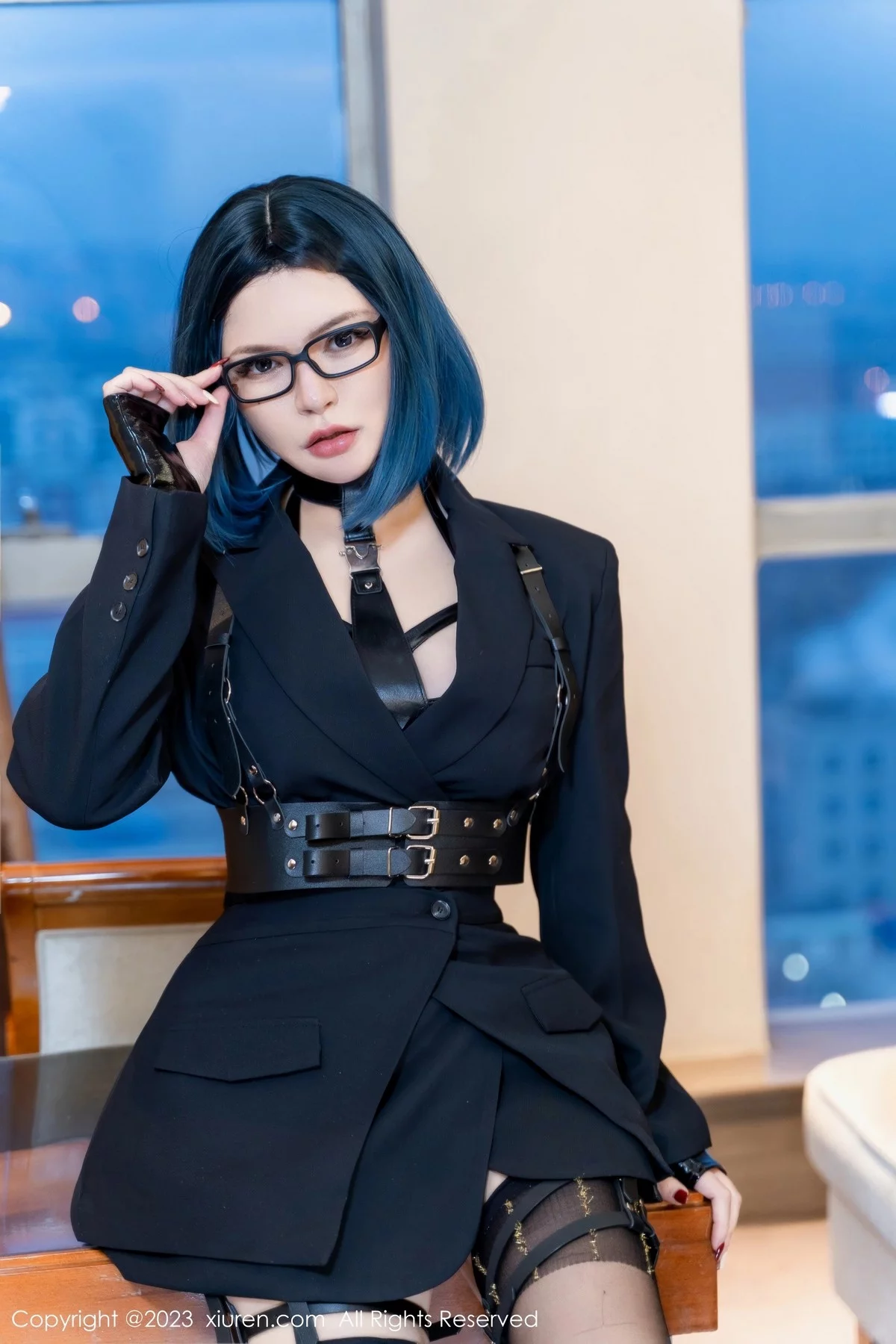 Xgyw.Org_XiuRen第6340期_大美妞伊丽莎有点白性感黑色带子情趣服饰秀惹火身材诱惑写真62P