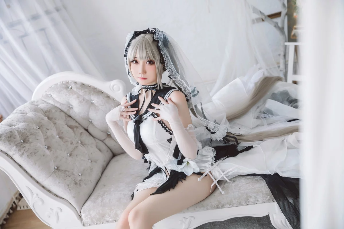 Xgyw.Org_网络美女焖焖碳可畏礼服主题私房性感白色礼服秀白嫩肌肤修长美腿诱惑写真33P