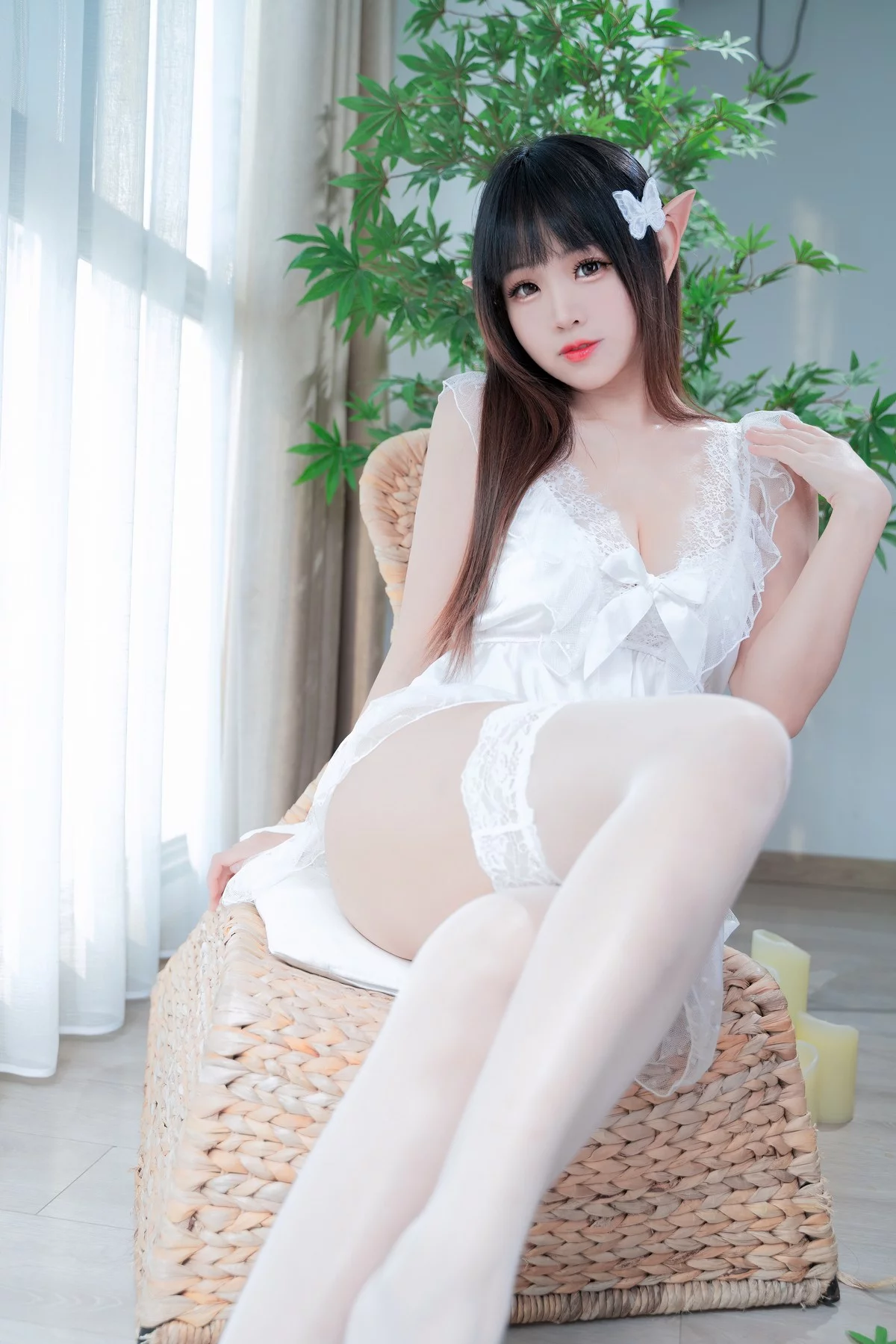 Xgyw.Org_网络美女miko酱ww束缚精灵主题白色蕾丝睡裙配白色蕾丝袜秀完美身材诱惑写真24P