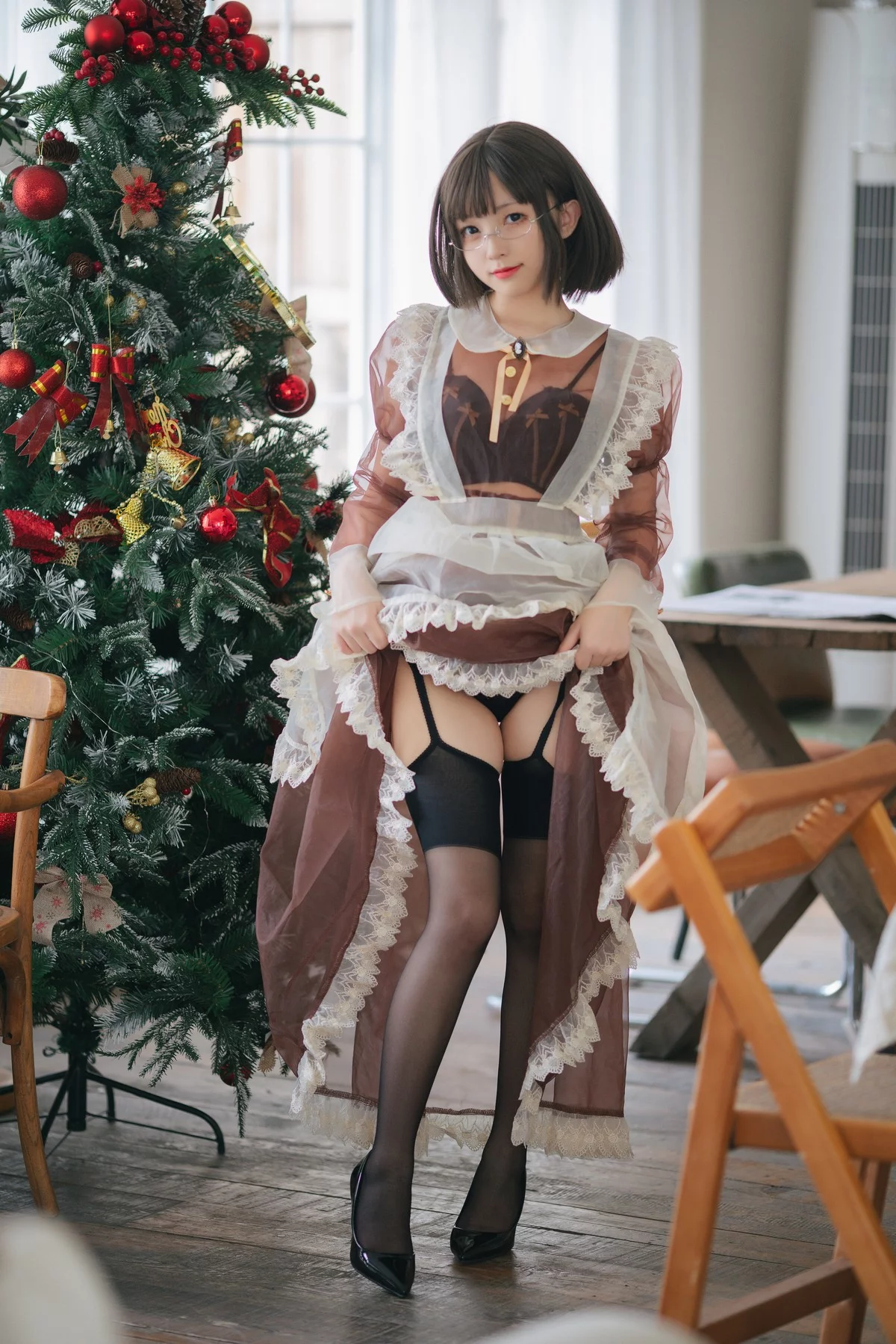 Xgyw.Org_网络美女花铃透明女仆主题居家性感透明女仆装配黑丝吊袜秀完美身材诱惑写真89P