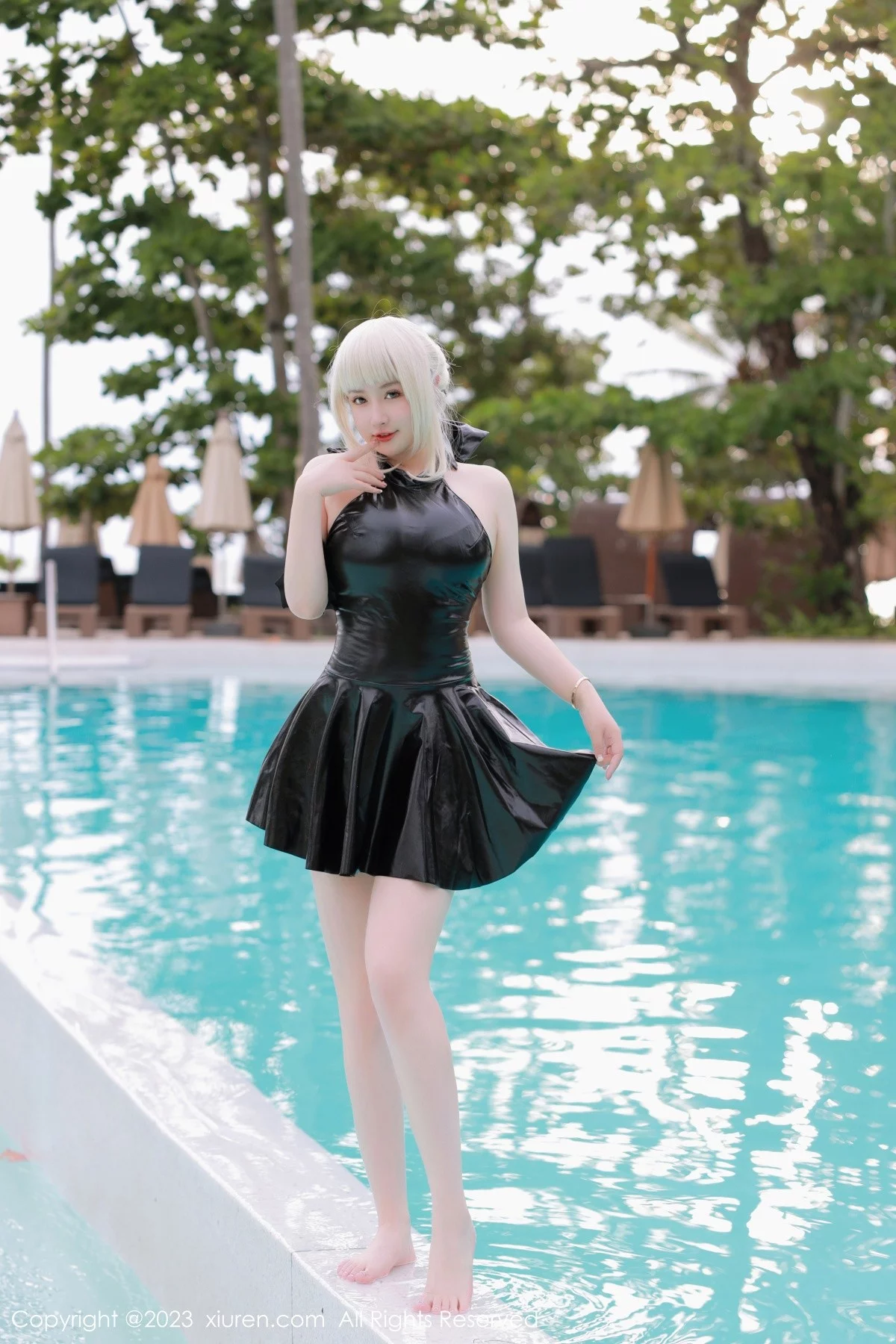 Xgyw.Org_XiuRen第6984期_模特养乐多DoDo性感黑色Cosplay装扮秀丰满身材惹火诱惑写真75P