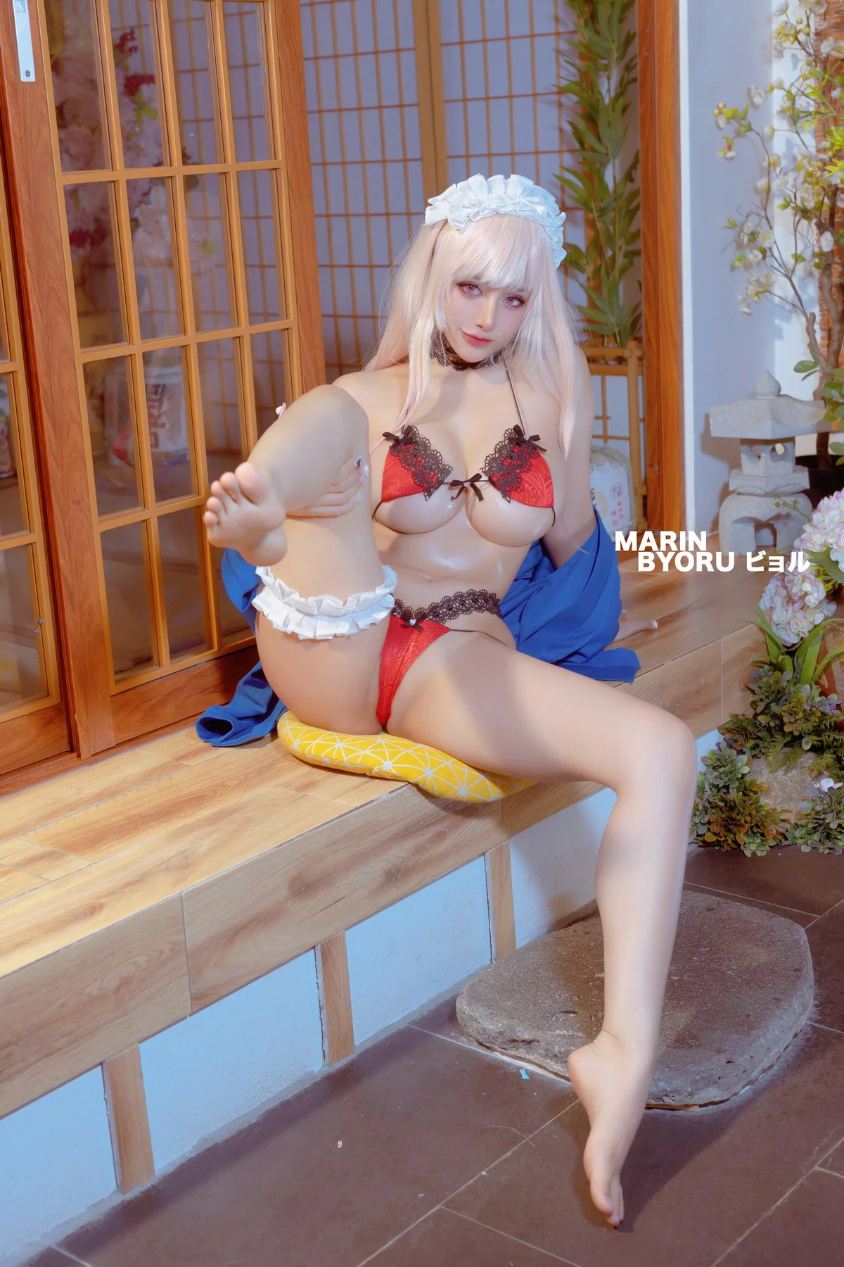 Xgyw.Org_日本性感萝莉Byoru-Marin Red主题性感黑色蕾丝边红色内衣秀火辣身材诱惑写真42P