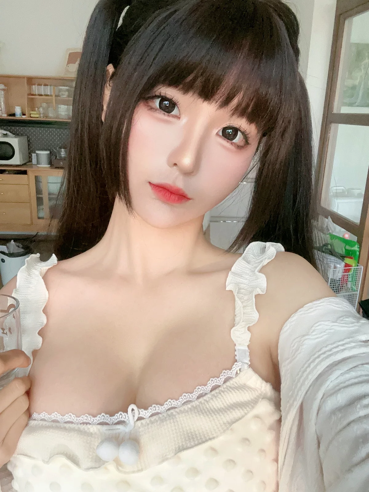 Xgyw.Org_动漫博主蠢沫沫朋友圈自拍主题私房性感多套服饰系列秀丰满身材诱惑写真66P