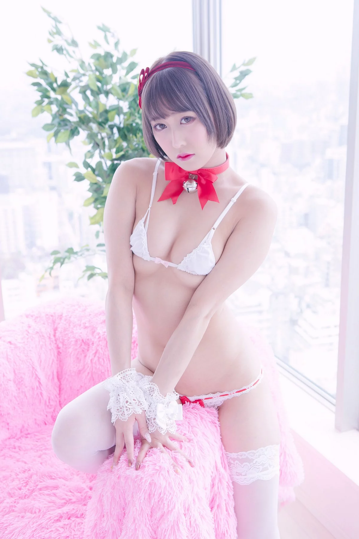 Xgyw.Org_Coser美女月城委員会情趣主题私房性感黑色制服+白色内衣秀惹火身材诱惑写真300P