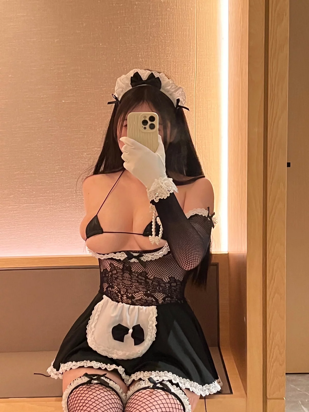 Xgyw.Org_蜜桃少女是依酱呀女仆套装主题私房性感网状女仆系列秀丰满身材完美诱惑写真144P