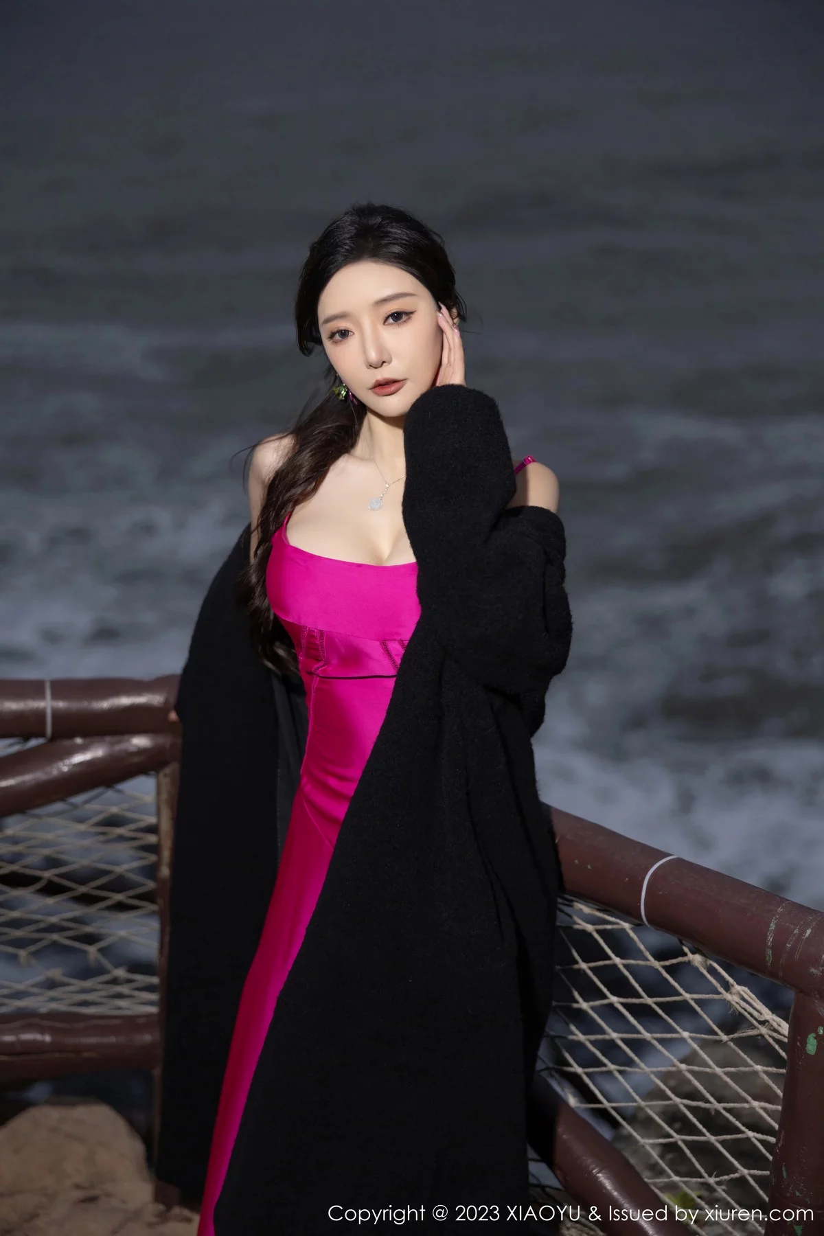 Xgyw.Org_[XiaoYu画语界]Vol.1174_女神王馨瑶yanni红色吊带连衣长裙+黑色蕾丝情趣服迷人诱惑写真84P
