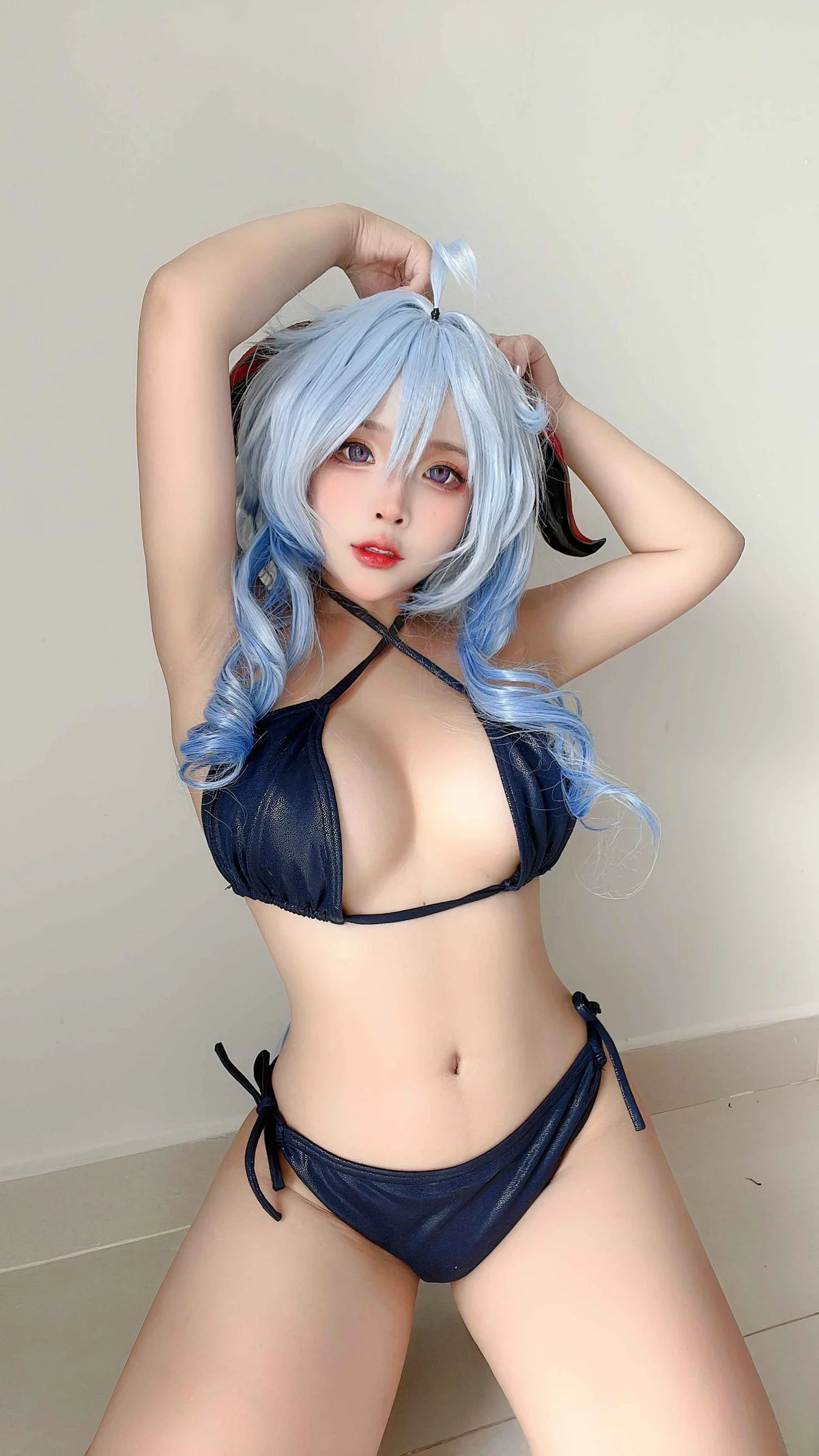 Xgyw.Org_越南Coser美女Sayo Momo-Ganyu Selfie主题椅子上性感黑色内衣秀丰满身材诱惑写真36P