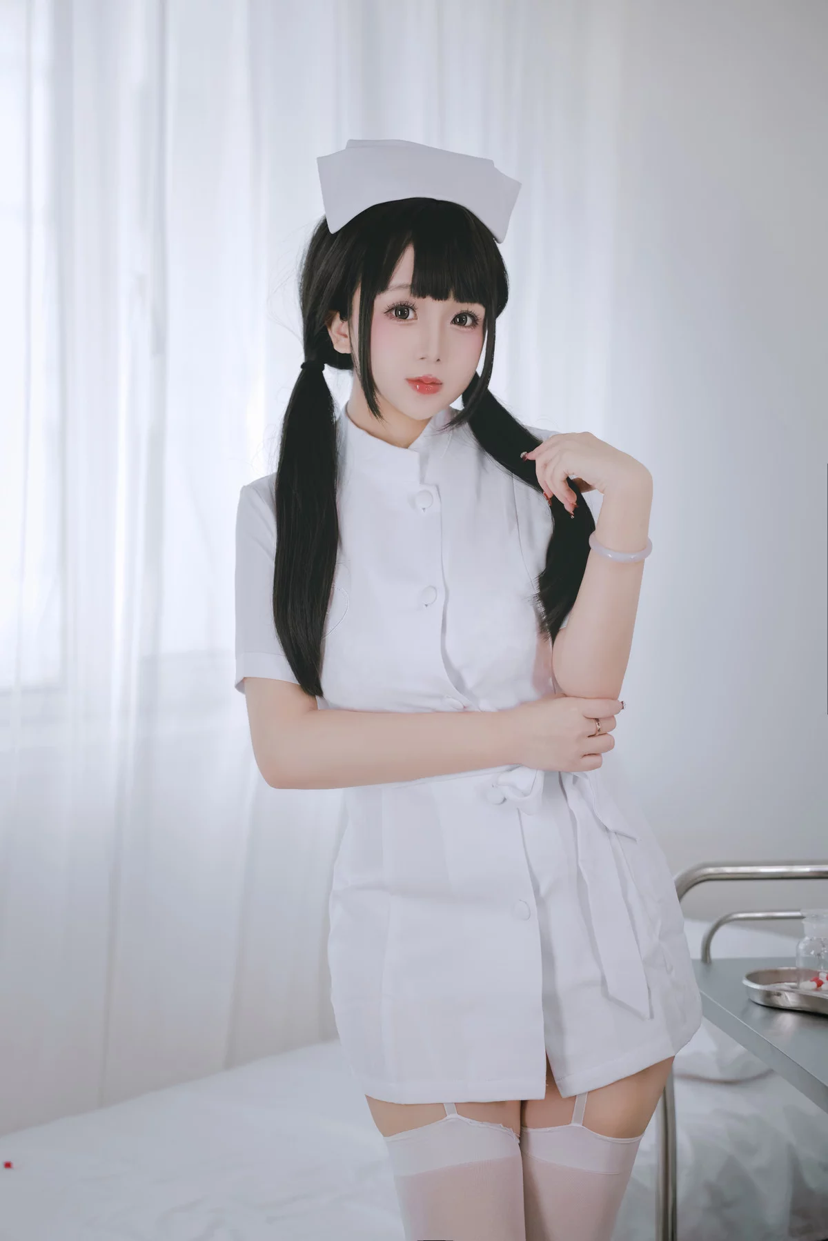 Xgyw.Org_Cosplay美女日奈娇诊所护士主题白色护士服露性感蕾丝内衣秀惹火身材诱惑写真139P