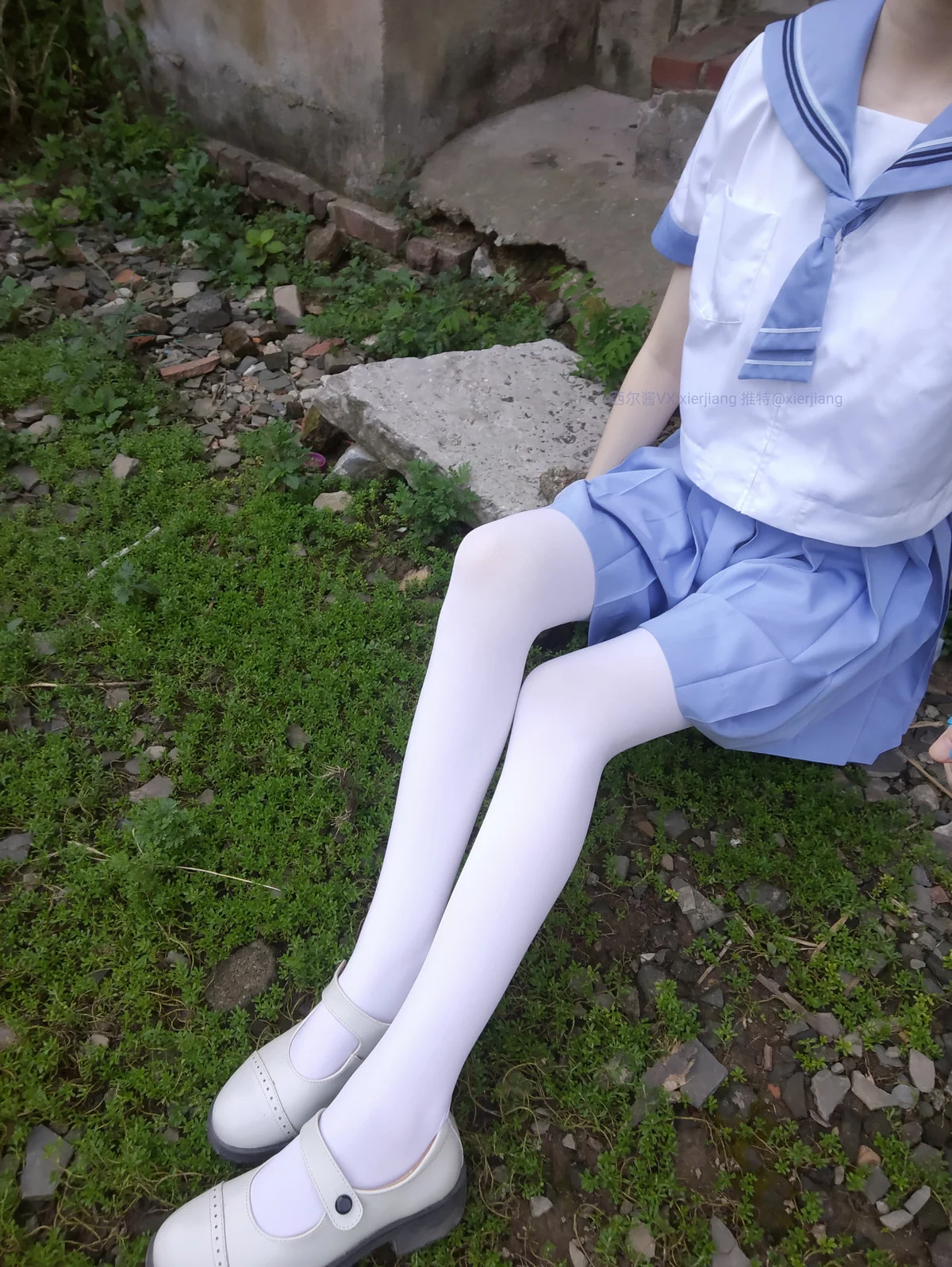 Xgyw.Org_网络美女西尔酱青草水手服主题户外性感水手制服露白色蕾丝内衣配白丝袜诱惑写真74P