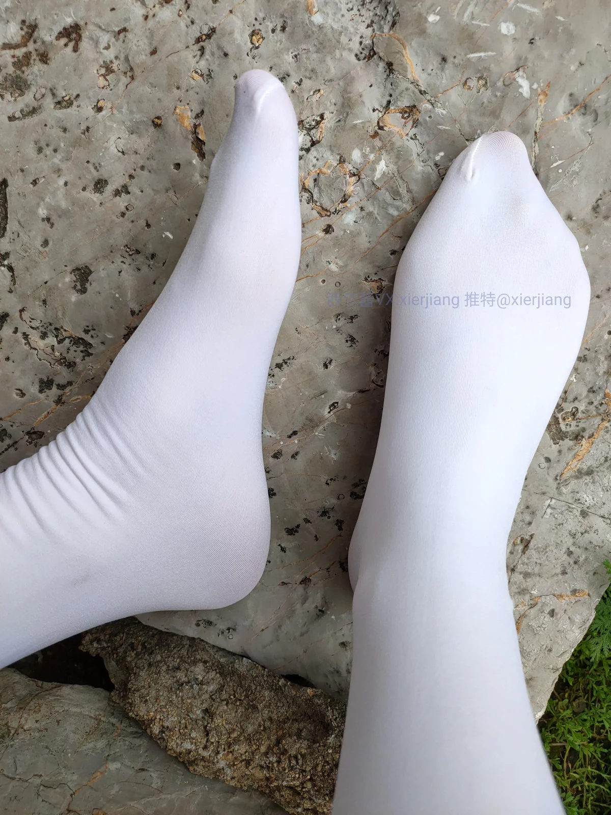 Xgyw.Org_网络美女西尔酱青草水手服主题户外性感水手制服露白色蕾丝内衣配白丝袜诱惑写真74P