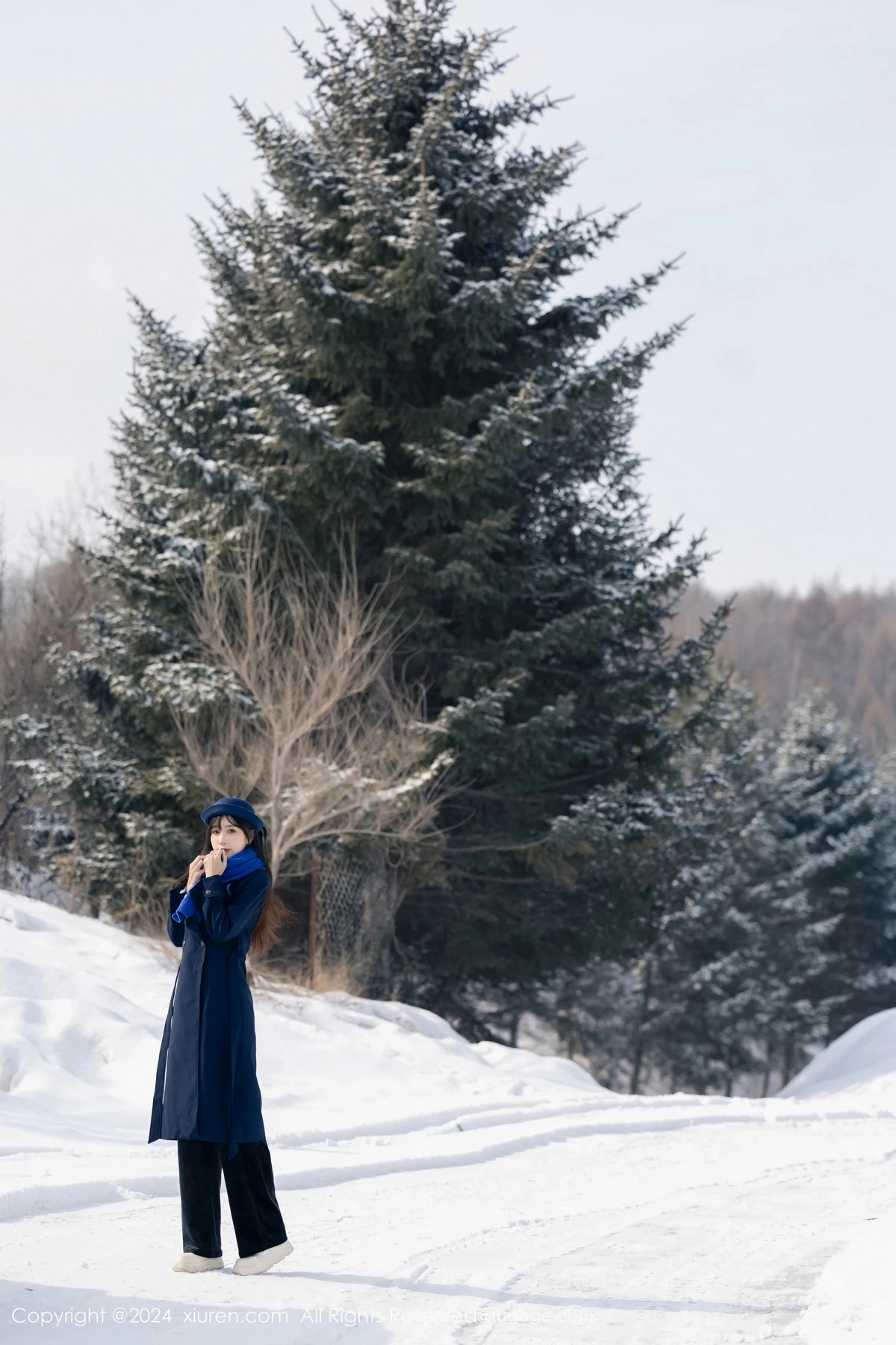 Xgyw.Org_XiuRen第8325期_模特林星阑雪地场景+性感黑色蕾丝情趣内衣配黑丝吊袜诱惑写真88P