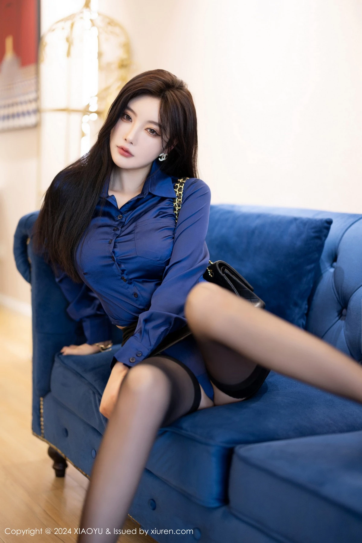 Xgyw.Org_[XiaoYu画语界]Vol.1240_女神杨晨晨Yome性感蓝色OL服饰配超薄黑丝秀完美身材诱惑写真82P
