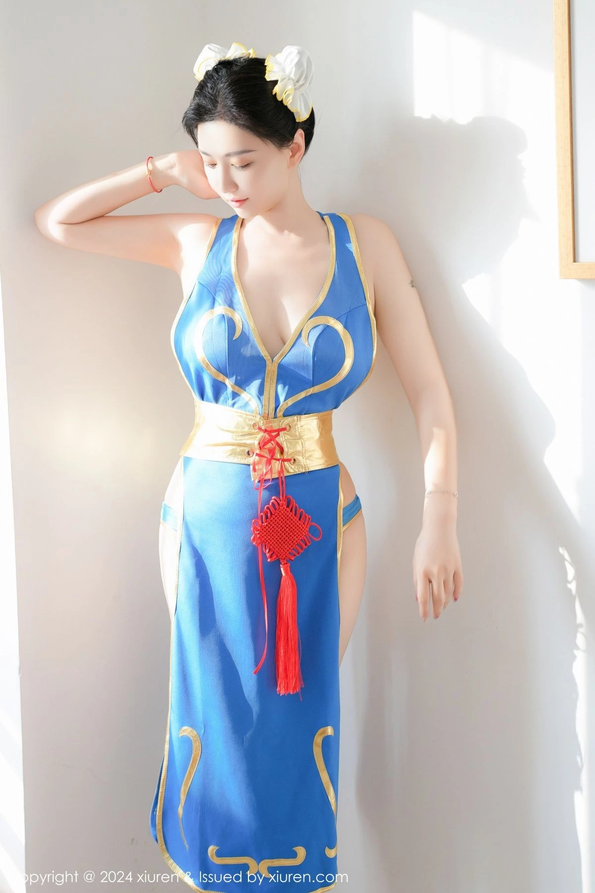 Xgyw.Org_XiuRen第9252期_模特雅茹老师性感蓝色COSPLAY服饰秀白嫩柔美身姿诱惑写真61P