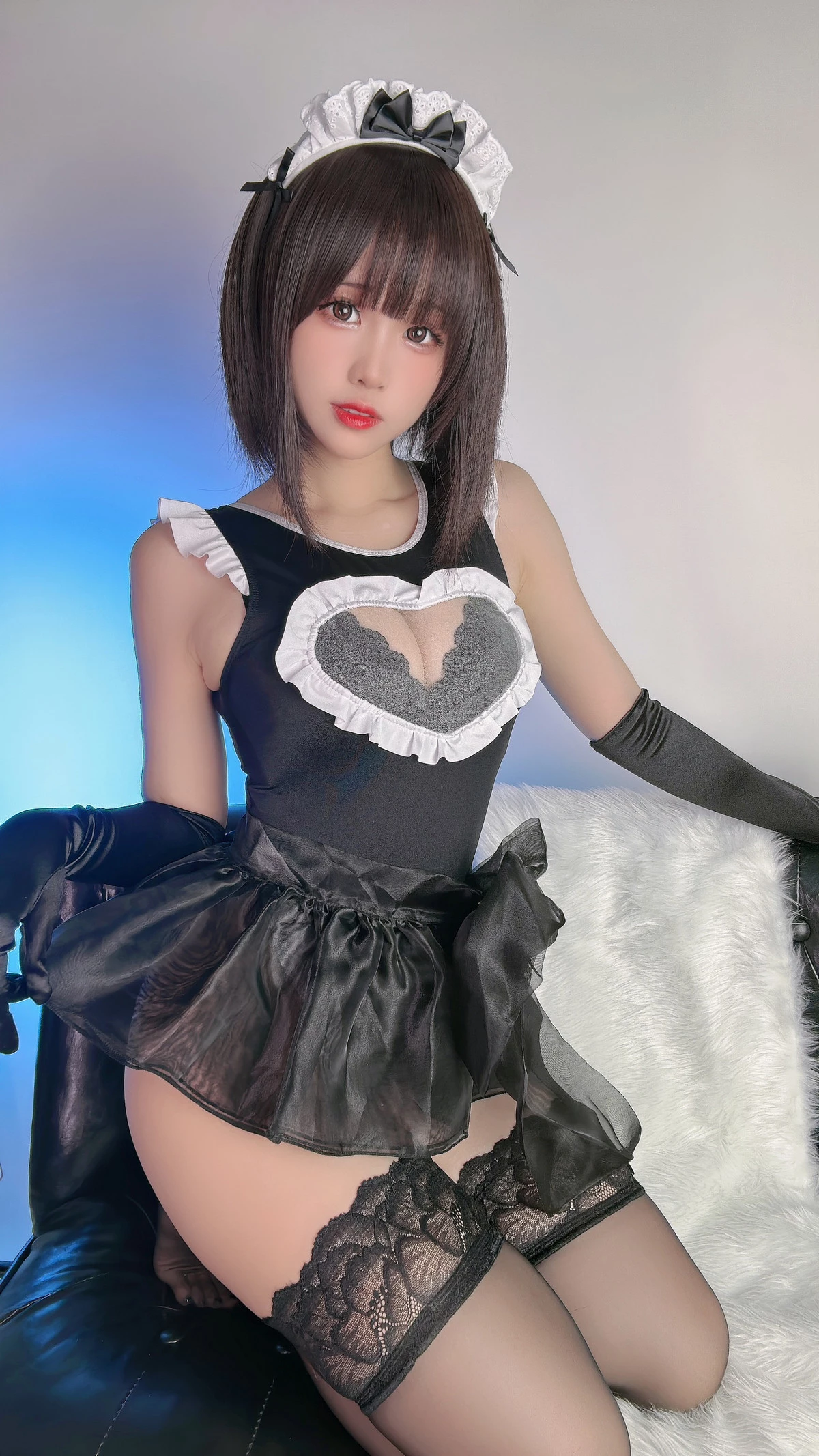 Xgyw.Org_网络美女miko酱ww8月Patreon合集主题私房性感多套服饰系列秀高挑丰腴身姿诱惑写真178P