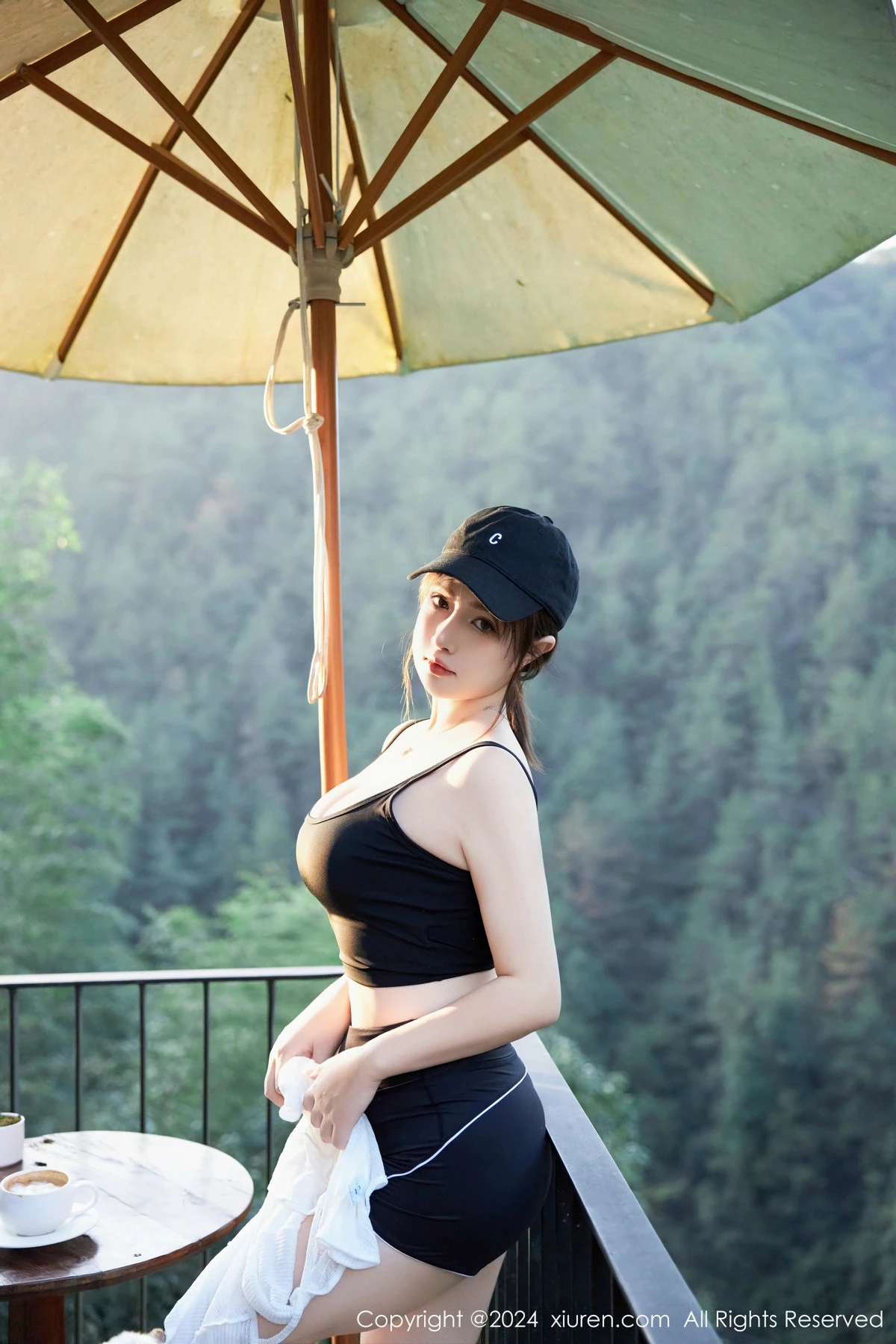 Xgyw.Org_XiuRen第9549_模特养乐多Doll性感深色运动服饰秀丰满身材白嫩美腿诱惑写真52P