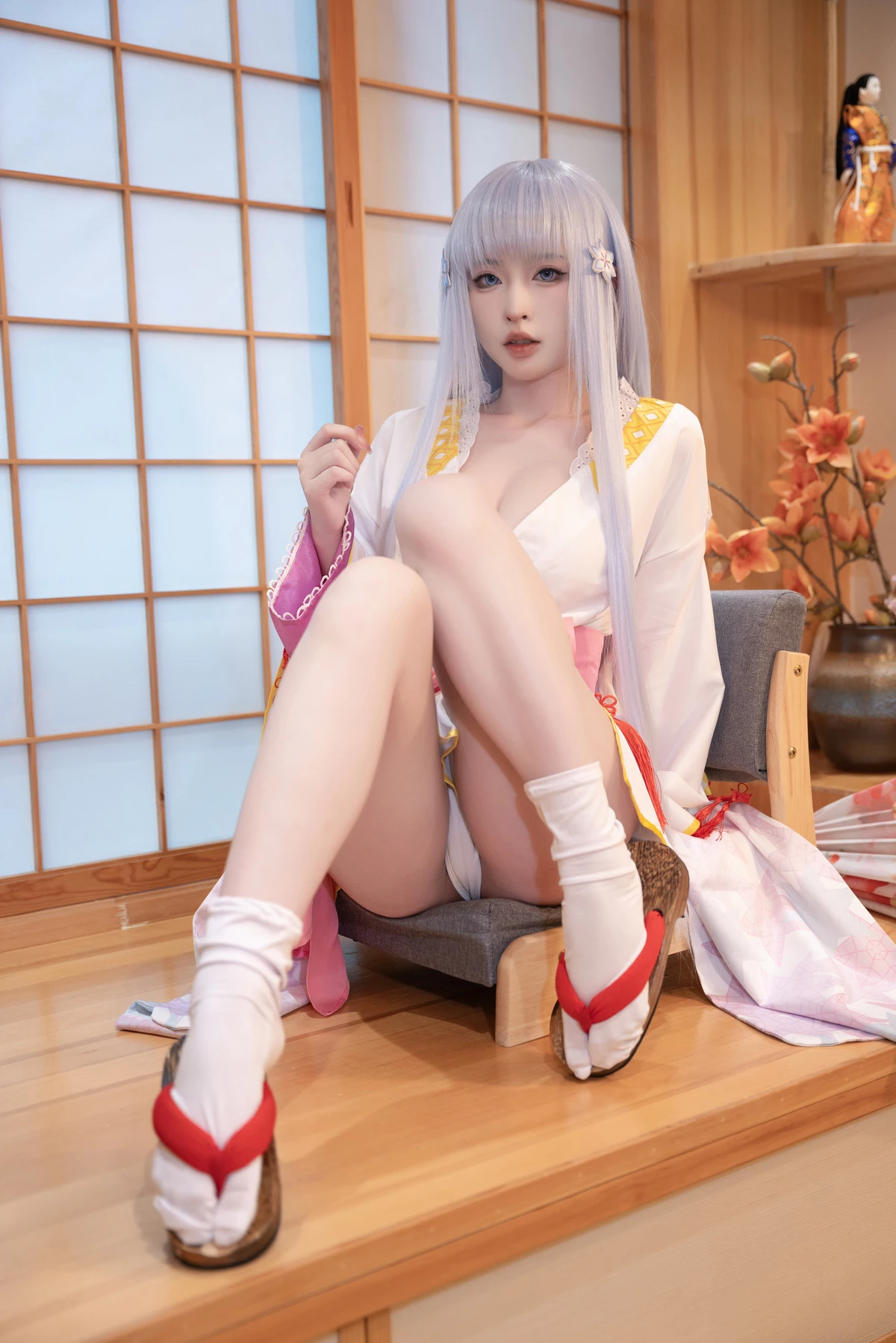 Xgyw.Org_性感尤物清水由乃雪女原服主题私房性感日系服饰半脱露白色内衣秀翘臀美腿诱惑写真58P