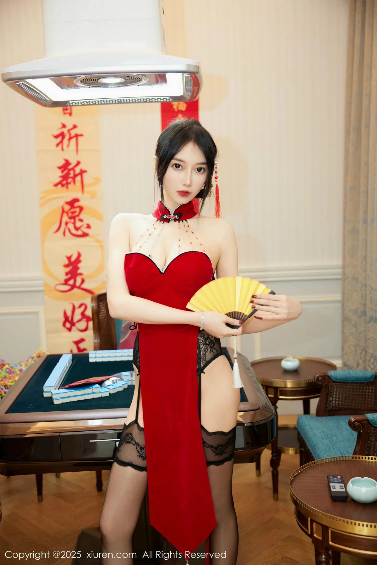 Xgyw.Org_XiuRen第9826期_模特玥儿玥er新年主题性感红色服饰配黑丝吊袜秀曼妙身姿诱惑写真67P