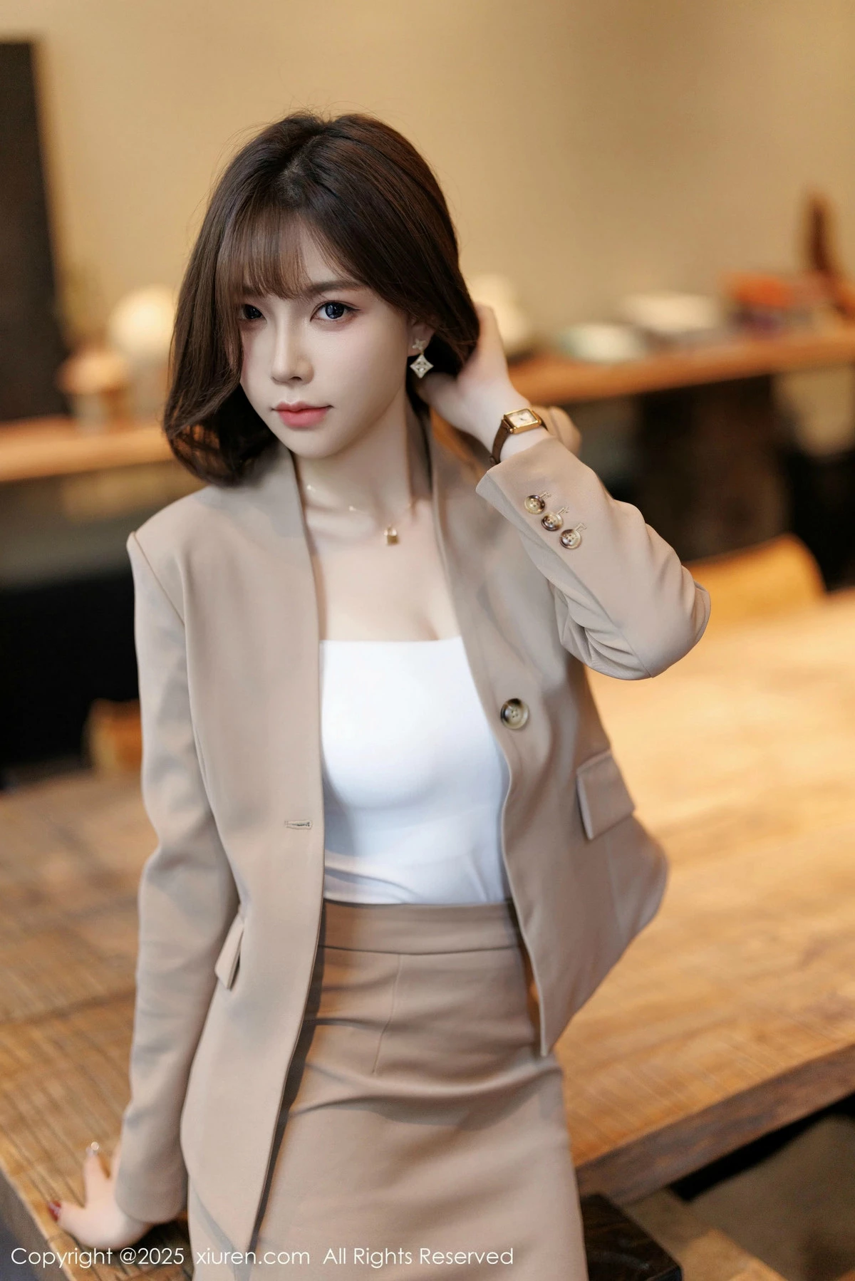Xgyw.Org_XiuRen第9844_女神徐莉芝Booty多套性感服饰穿搭配原色丝袜秀曼妙身姿诱惑写真88P