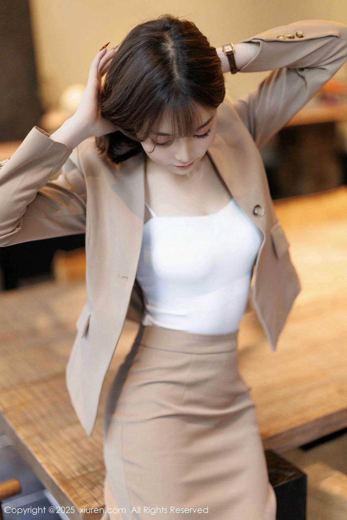 Xgyw.Org_XiuRen第9844_女神徐莉芝Booty多套性感服饰穿搭配原色丝袜秀曼妙身姿诱惑写真88P