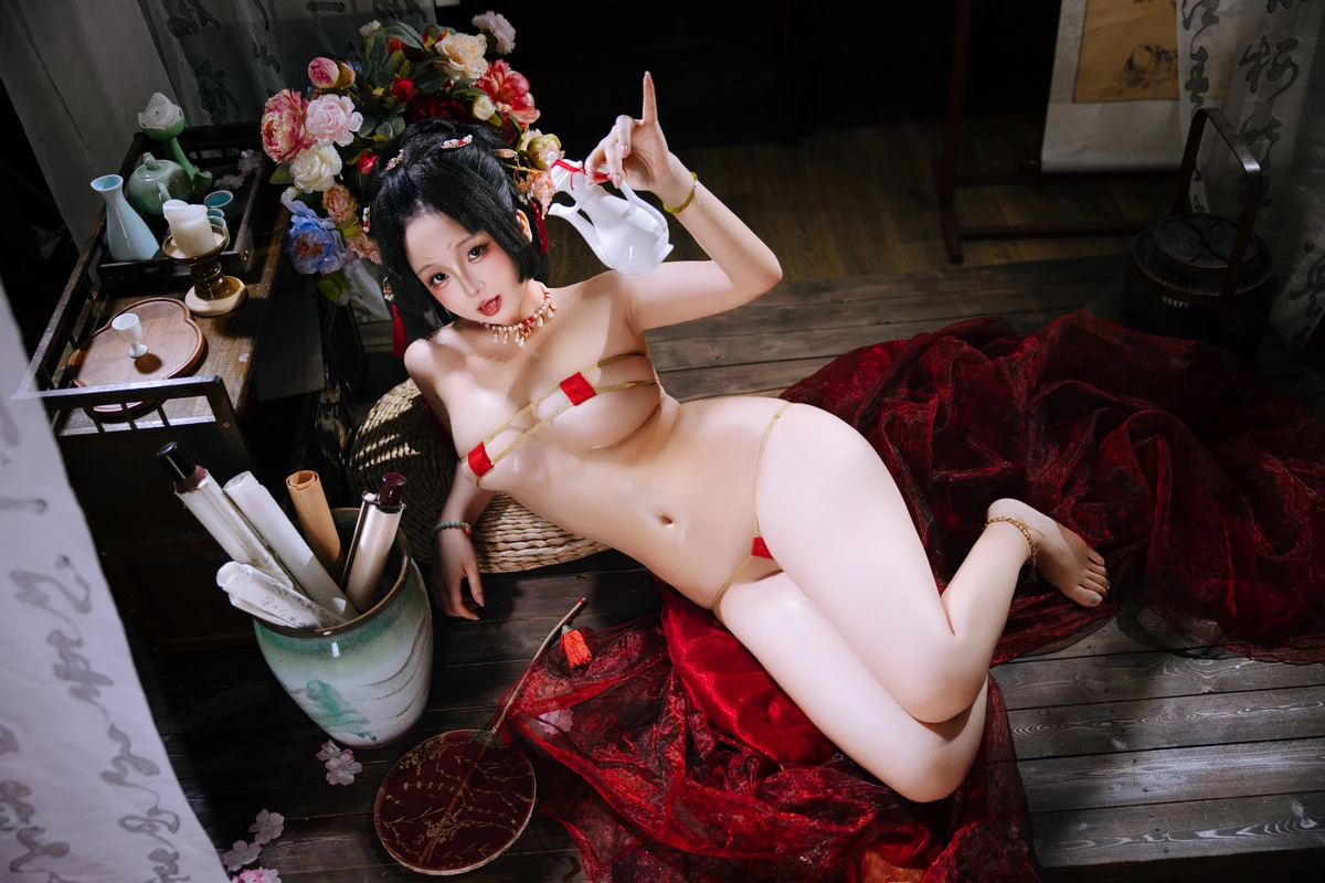 Xgyw.Org_Cosplay美女日奈娇战国妖姬主题性感红色服饰露红色三点式内衣秀惹火身材诱惑写真180P