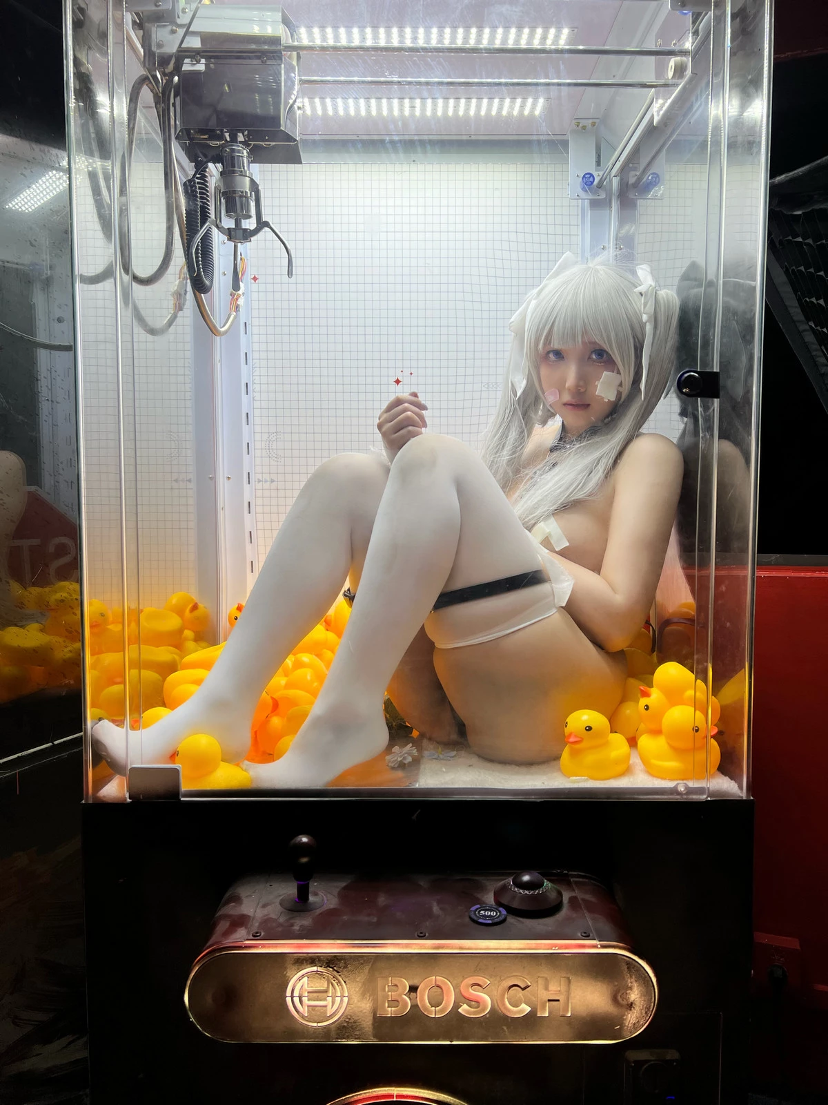 Xgyw.Org_Coser美女小和甜酒rurudo初音酱主题性感黑色情趣服饰配白丝袜秀油亮肌肤诱惑写真141P
