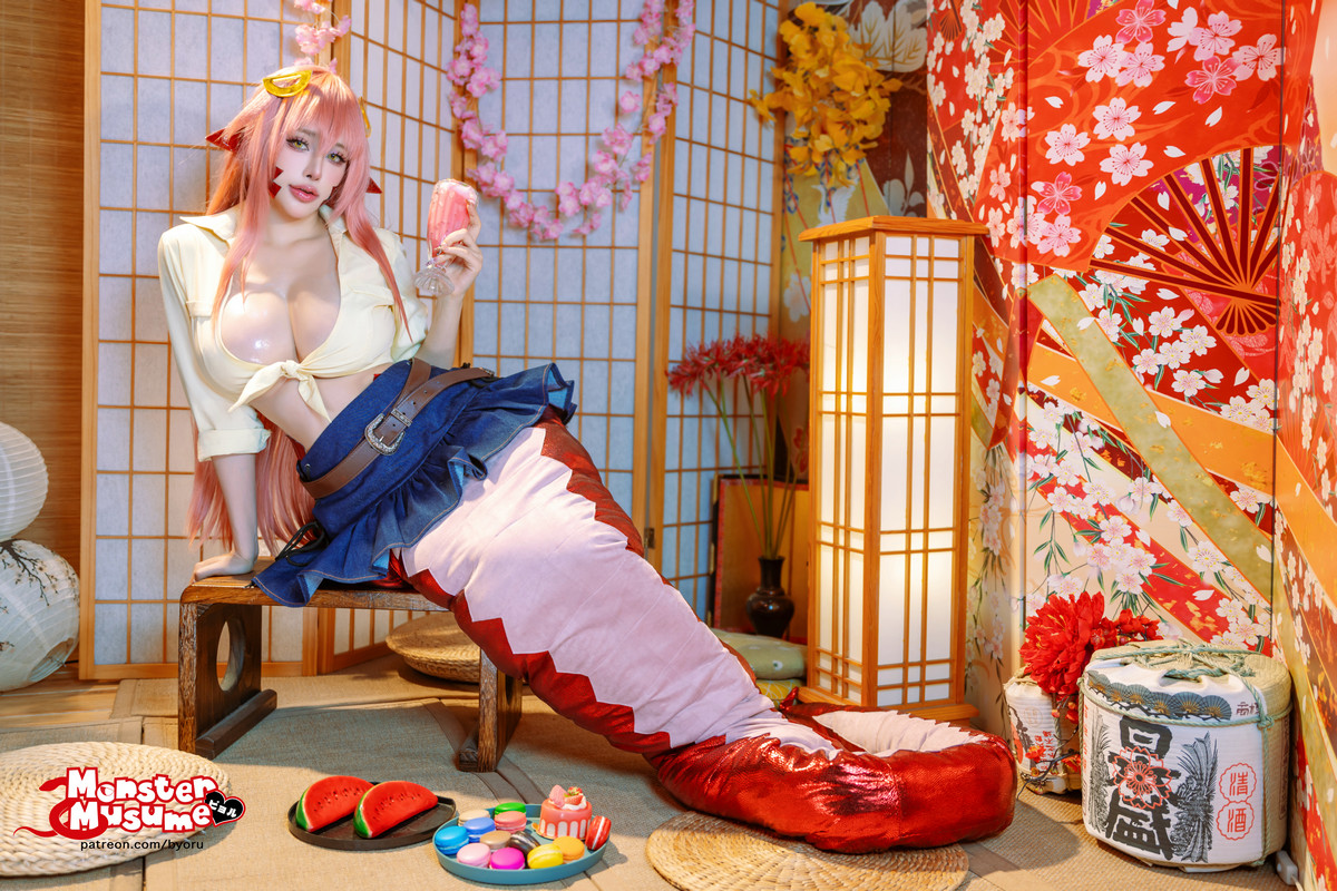 Xgyw.Org_日本性感萝莉Byoru-Miia Monster Musume主题性感蛇女装扮露白色内衣秀火辣身材诱惑写真66P
