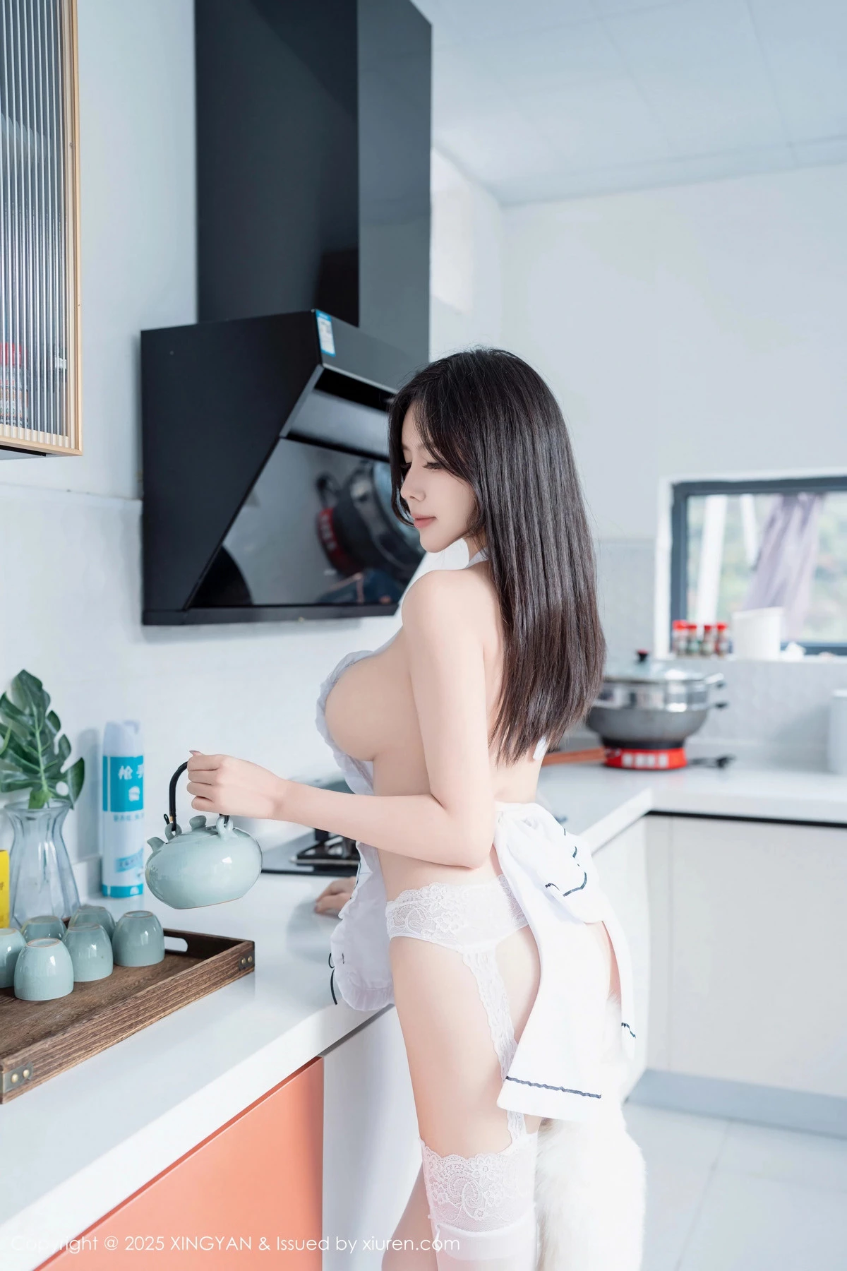 Xgyw.Org_[XINGYAN星颜社]VOL.310_模特袁圆性感白色情趣服饰配白丝吊袜秀惹火身材诱惑写真80P