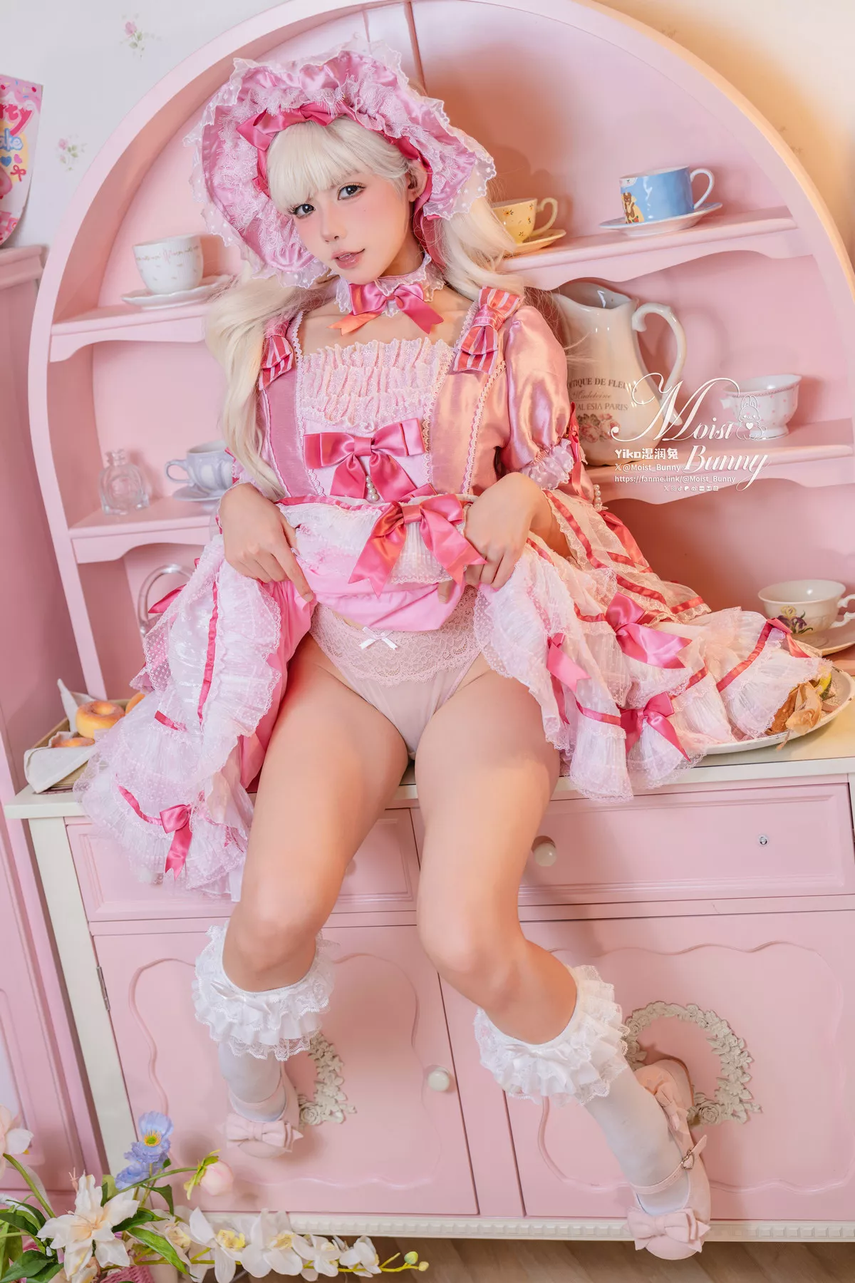 Xgyw.Org_颜值博主咬一口兔娘小舞蹈主题性感粉色带子情趣服饰配白丝吊袜秀惹火身材诱惑写真86P