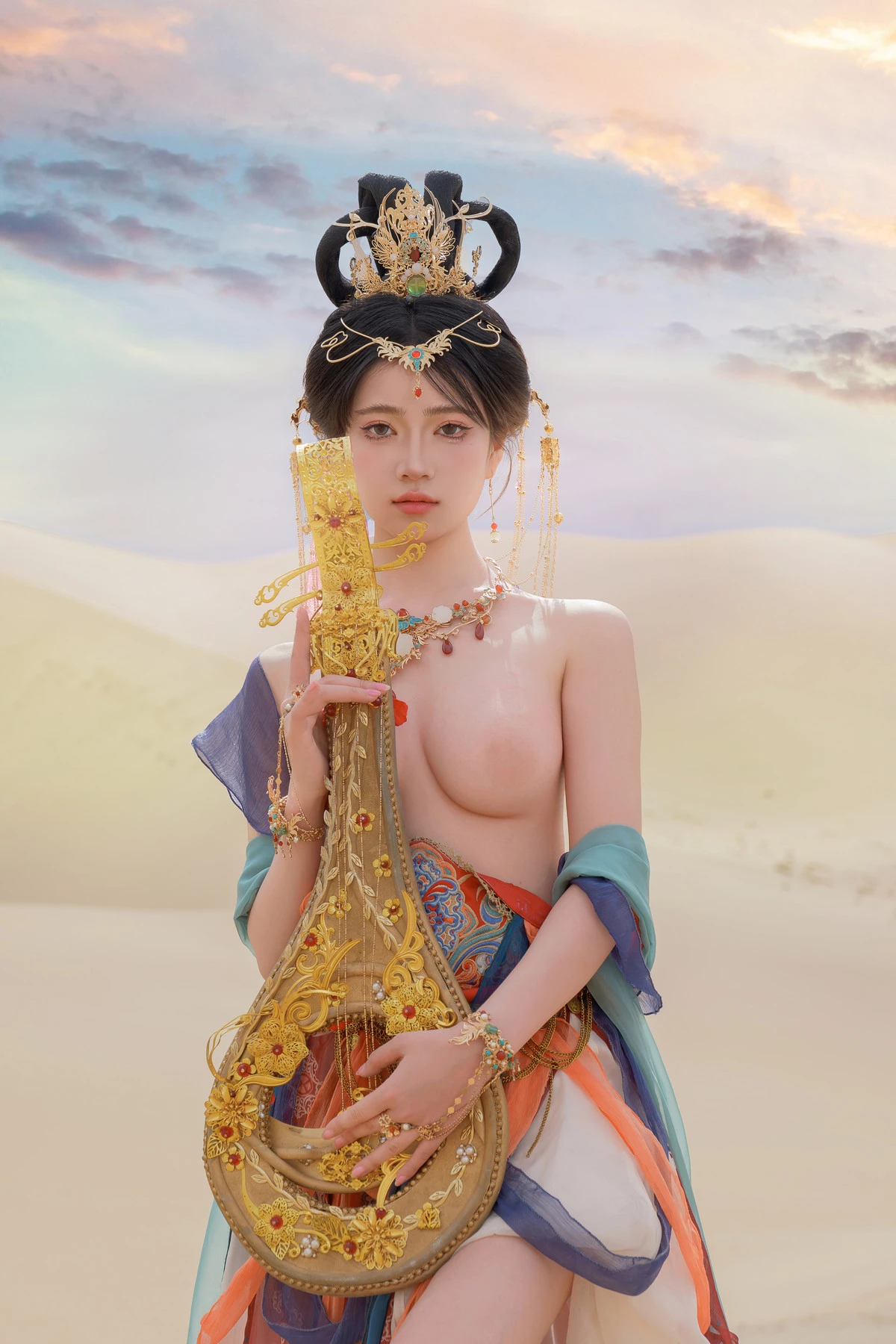 Xgyw.Org_网络美女年年Nnian飞天主题沙漠外景性感仙女薄纱服饰半脱秀婀娜身姿丰满诱惑写真63P