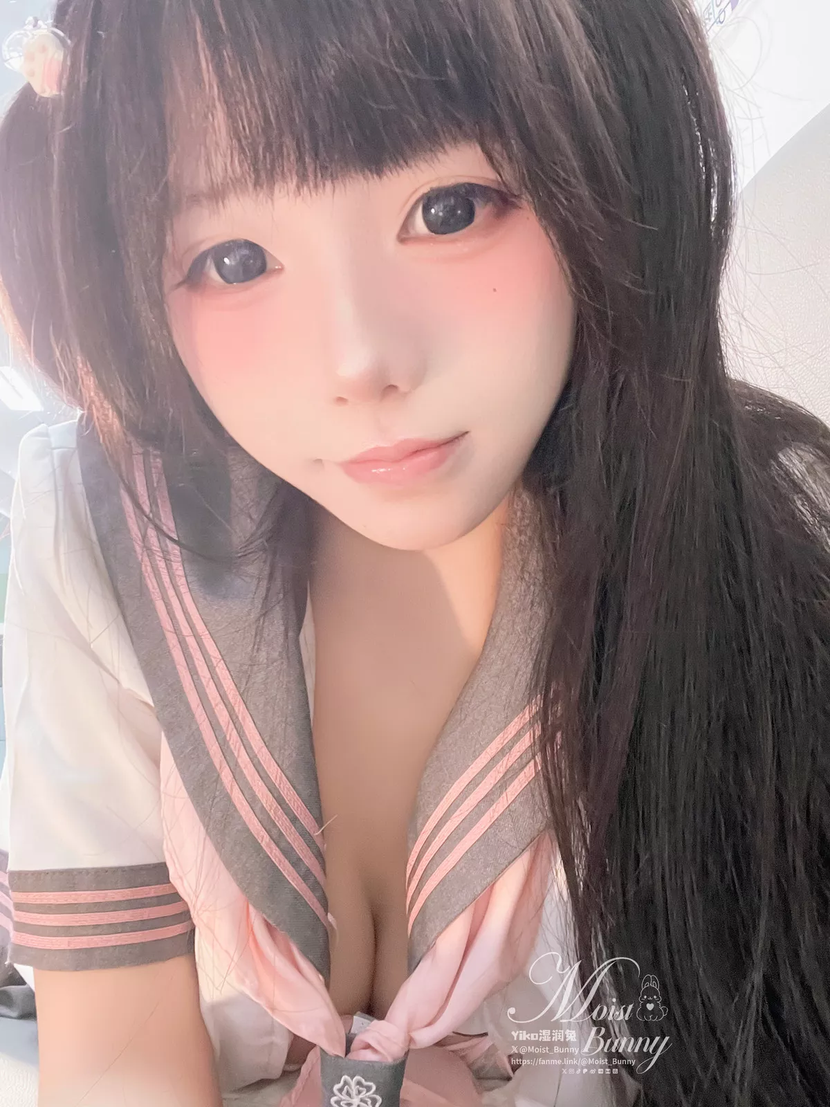 Xgyw.Org_颜值博主咬一口兔娘地铁萌妹主题性感JK制服配白丝袜+绳艺捆绑秀曼妙身姿惹火诱惑写真165P