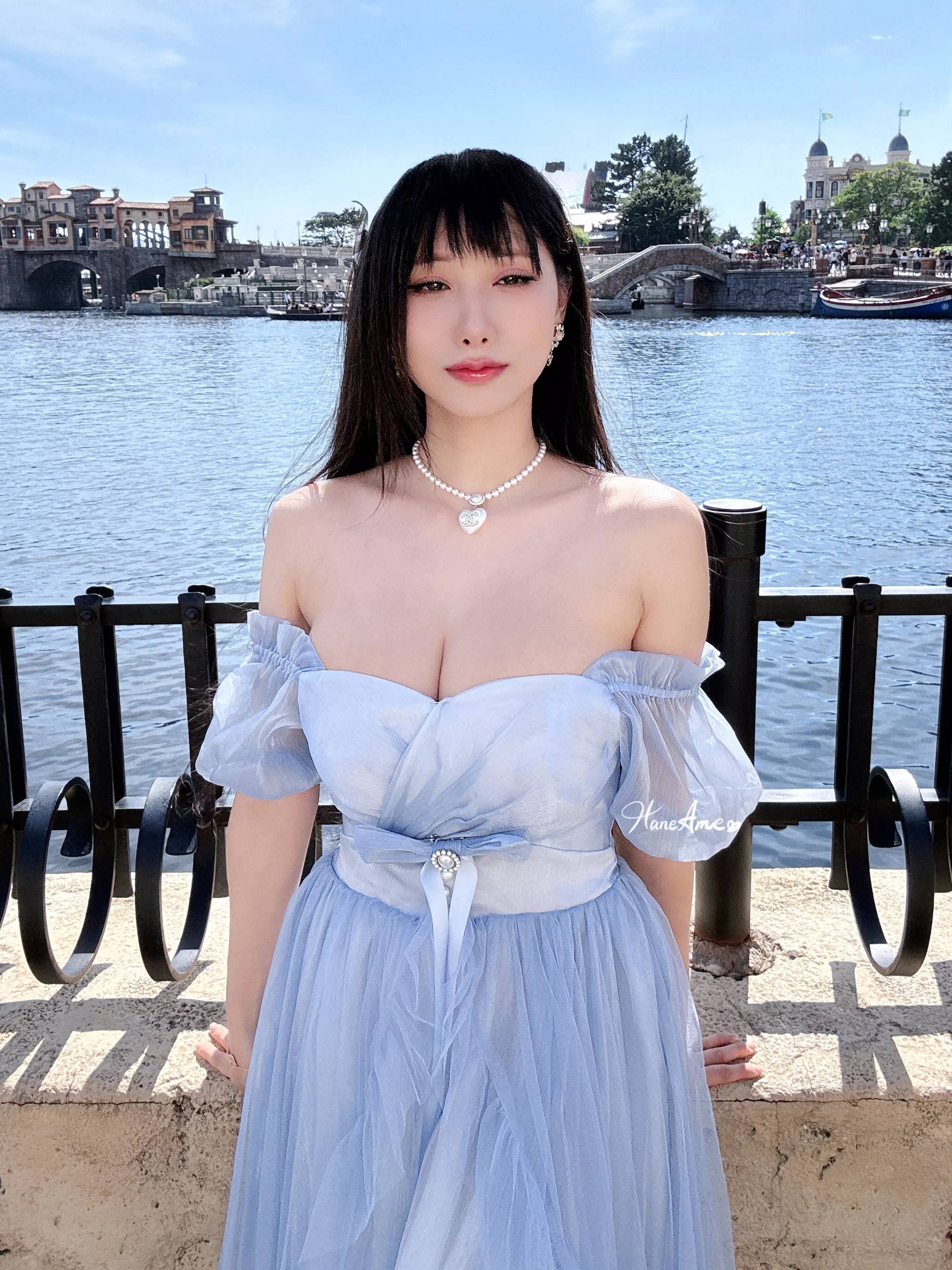 Xgyw.Org_Coser美女雨波_HaneAme-2025年4月合集主题私房性感4套服饰秀完美身材撩人诱惑写真160P