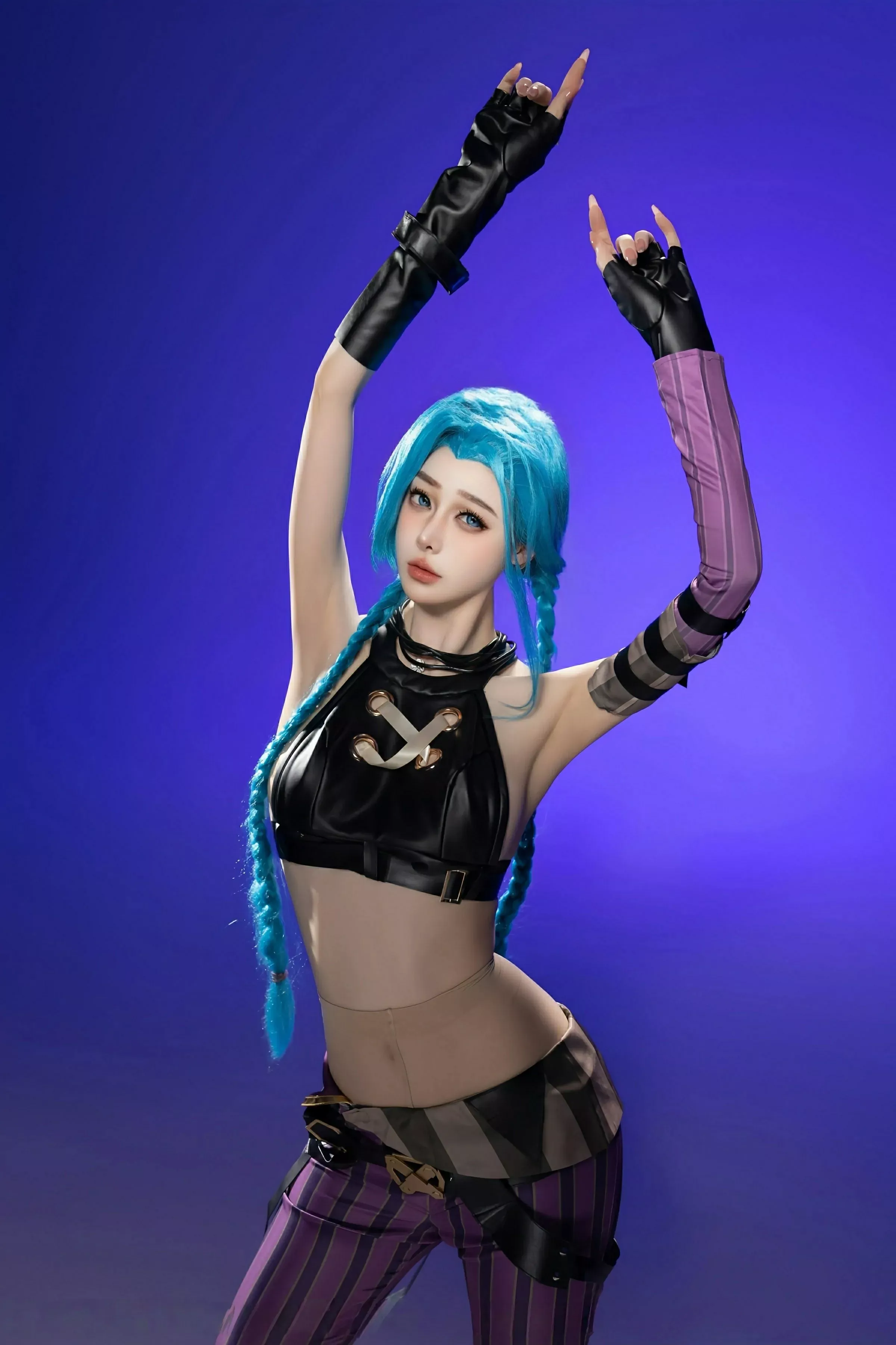 Xgyw.Org_[XiuRen秀人网]No.10479_模特小逗逗性感Cosplay装扮配肉色丝袜秀曼妙身姿迷人诱惑写真79P