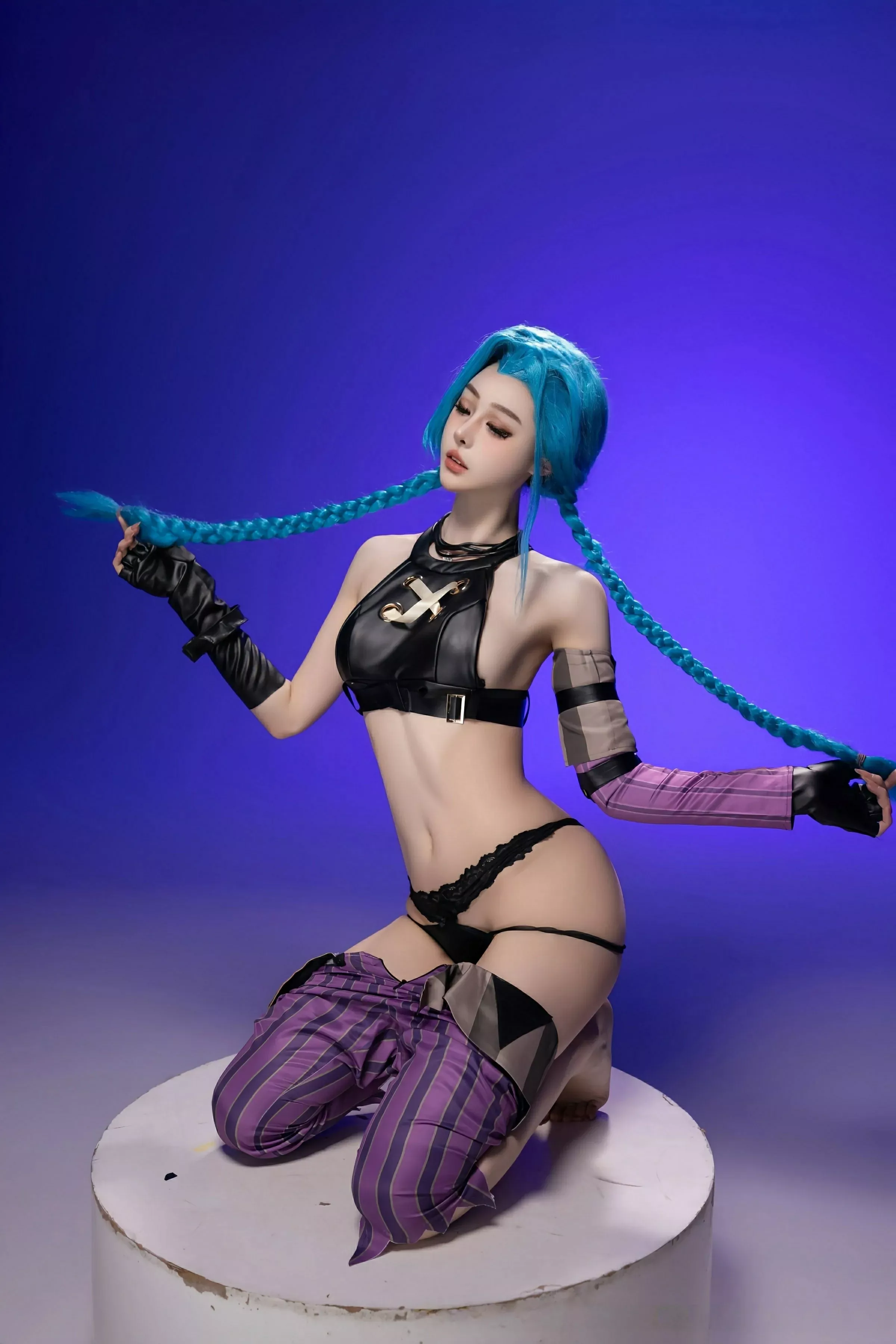 Xgyw.Org_[XiuRen秀人网]No.10479_模特小逗逗性感Cosplay装扮配肉色丝袜秀曼妙身姿迷人诱惑写真79P