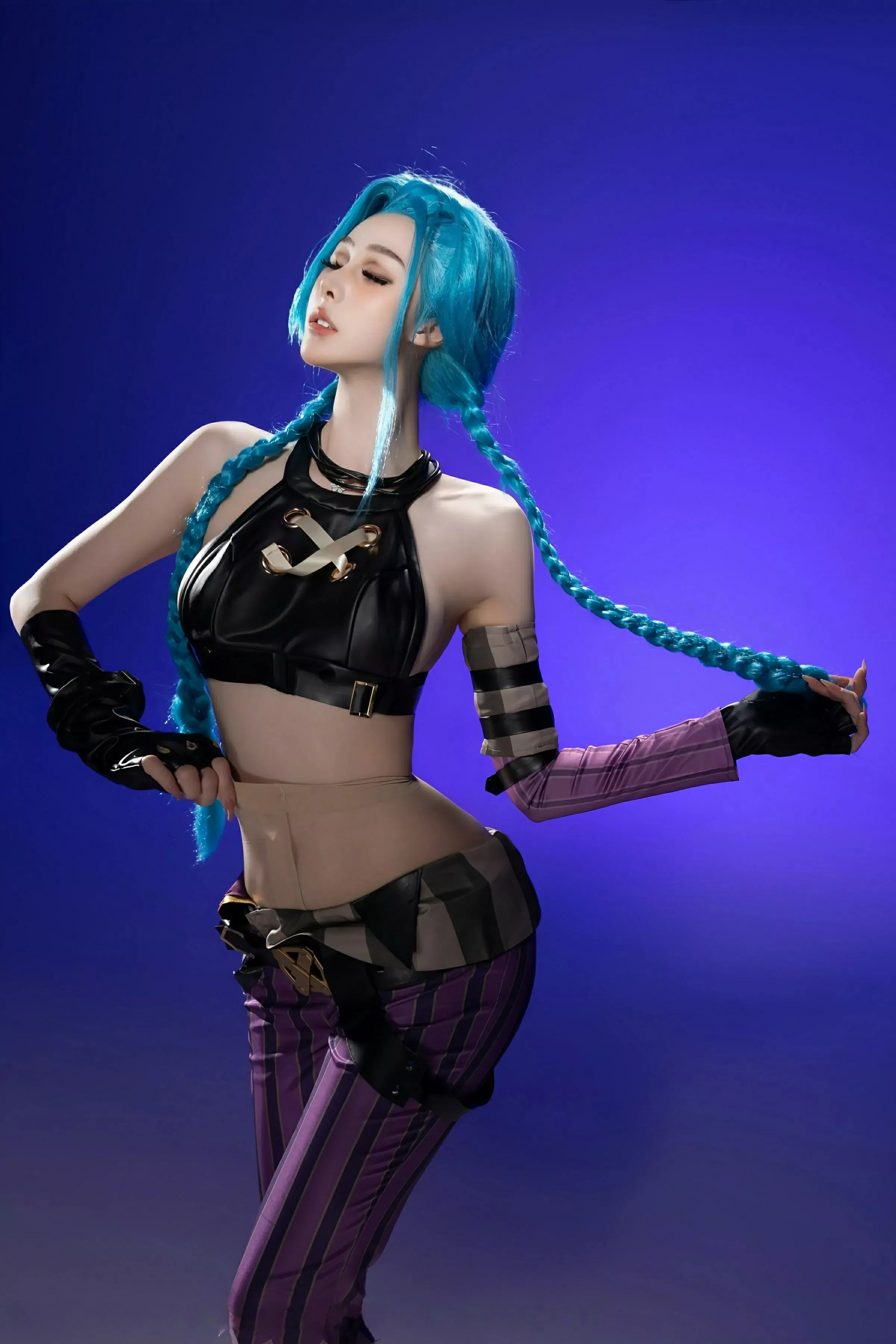 Xgyw.Org_[XiuRen秀人网]No.10479_模特小逗逗性感Cosplay装扮配肉色丝袜秀曼妙身姿迷人诱惑写真79P