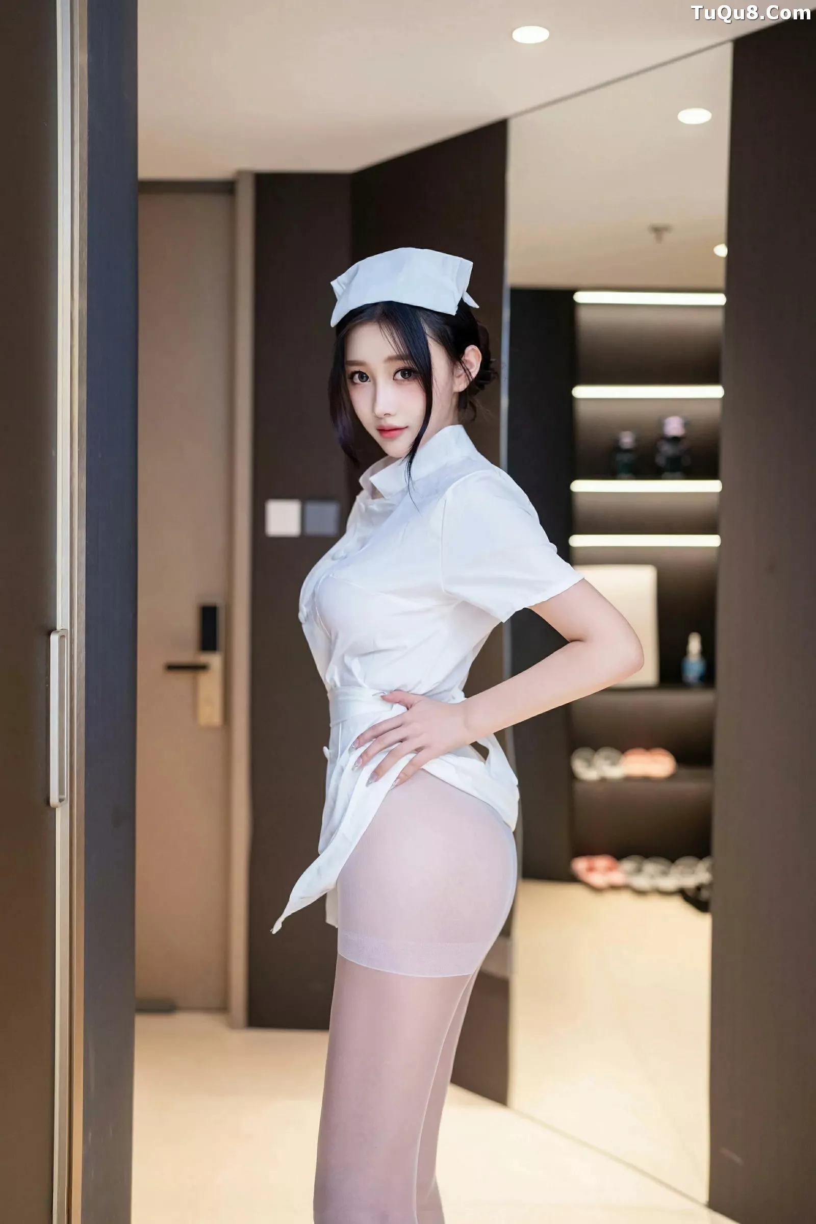 Xgyw.Org_[XINGYAN星颜社]VOL.362_新人模特木森vita性感白色护士制服露丰满身材胶带遮点诱惑写真79P