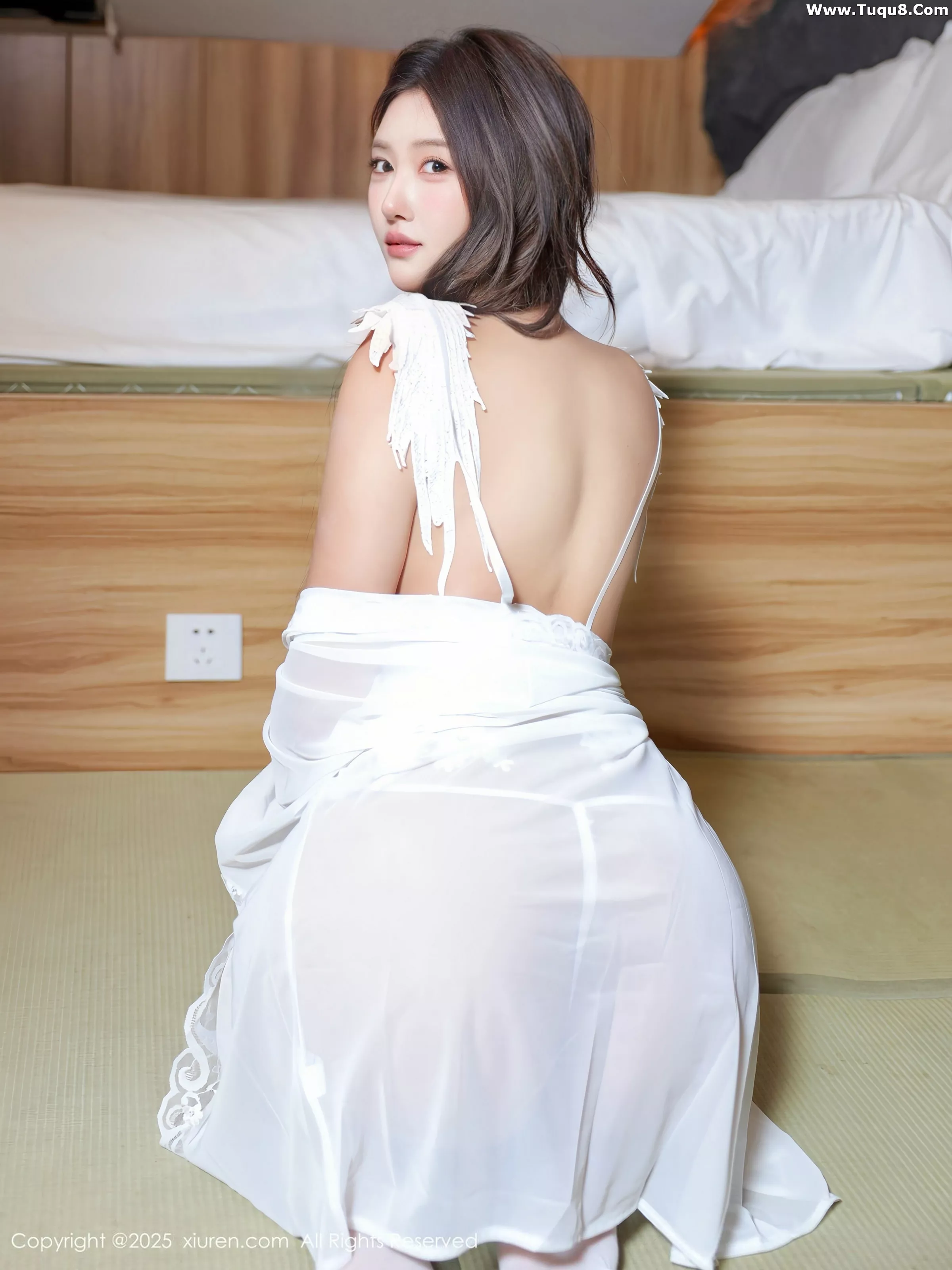 Xgyw.Org_[XiuRen秀人网]No.10546_模特金允希Yuki性感白色蕾丝睡袍露豪乳遮点秀惹火身材诱惑写真75P
