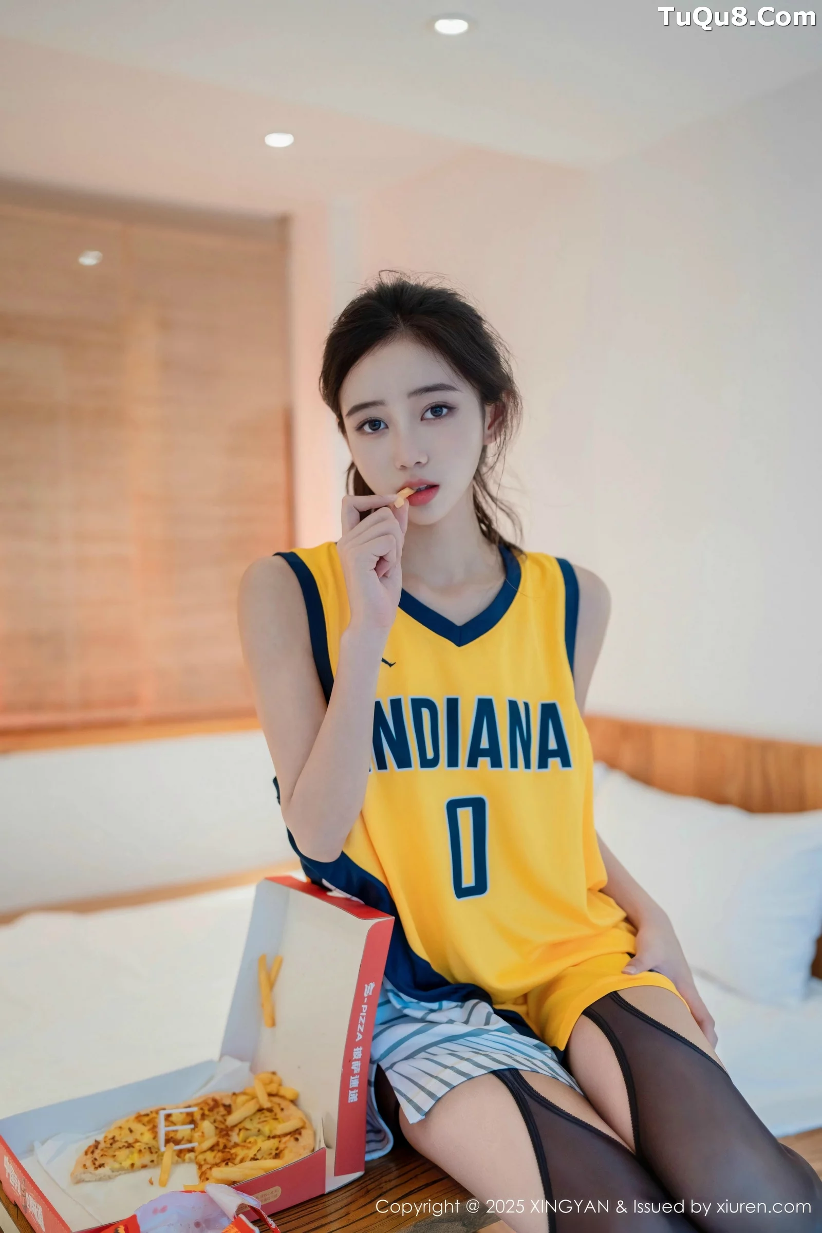 Xgyw.Org_[XINGYAN星颜社]VOL.386_模特时安安性感篮球服露白短T配黑丝吊袜秀柔美身段诱惑写真62P