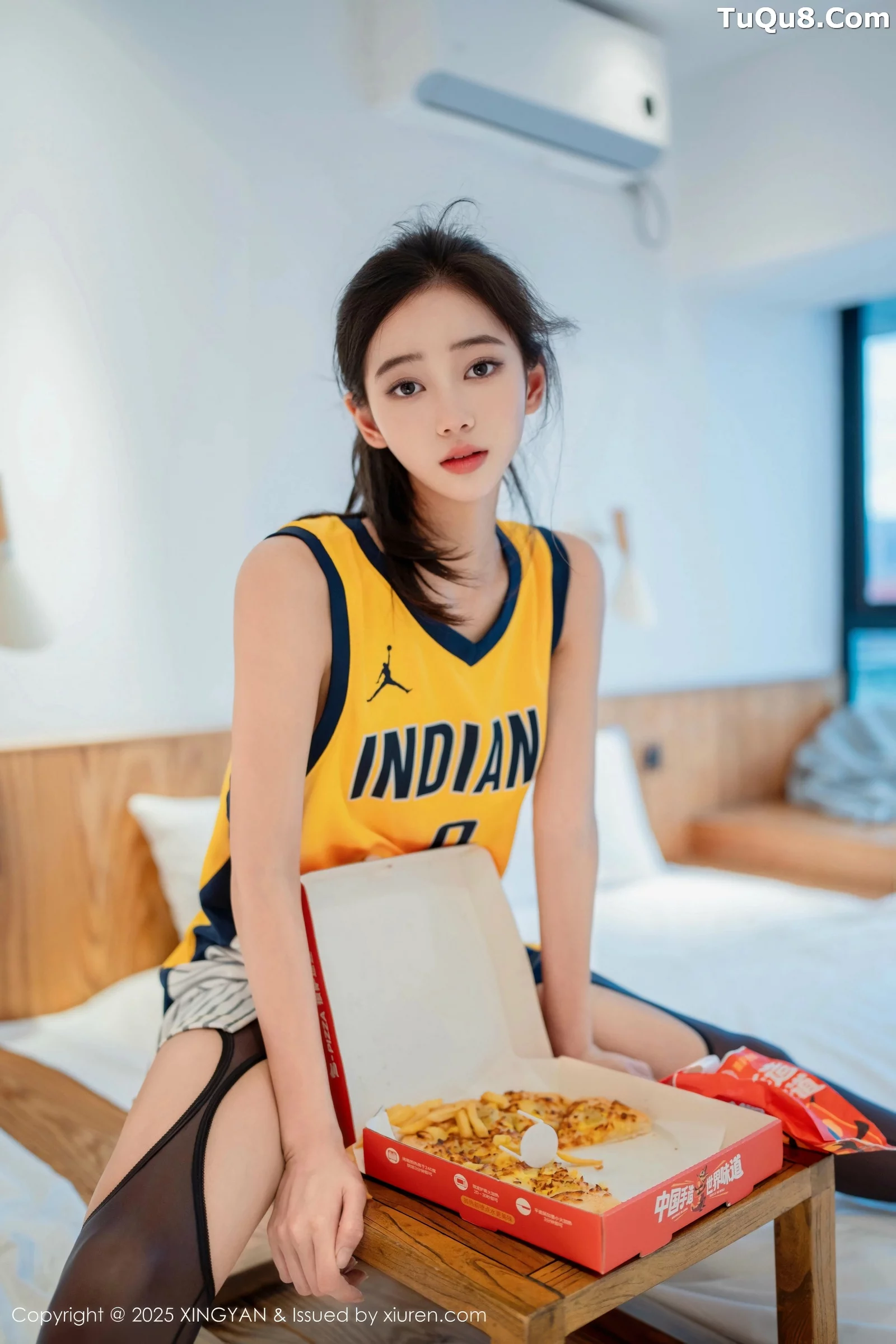 Xgyw.Org_[XINGYAN星颜社]VOL.386_模特时安安性感篮球服露白短T配黑丝吊袜秀柔美身段诱惑写真62P