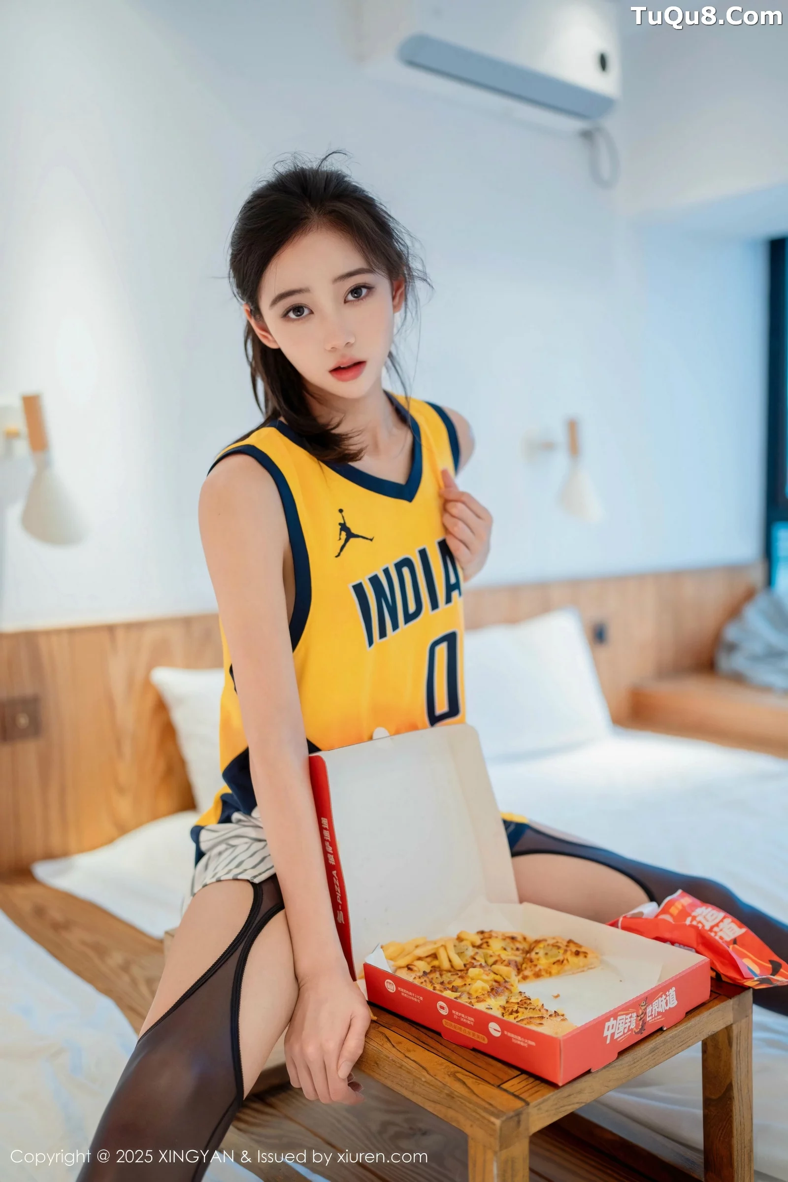Xgyw.Org_[XINGYAN星颜社]VOL.386_模特时安安性感篮球服露白短T配黑丝吊袜秀柔美身段诱惑写真62P
