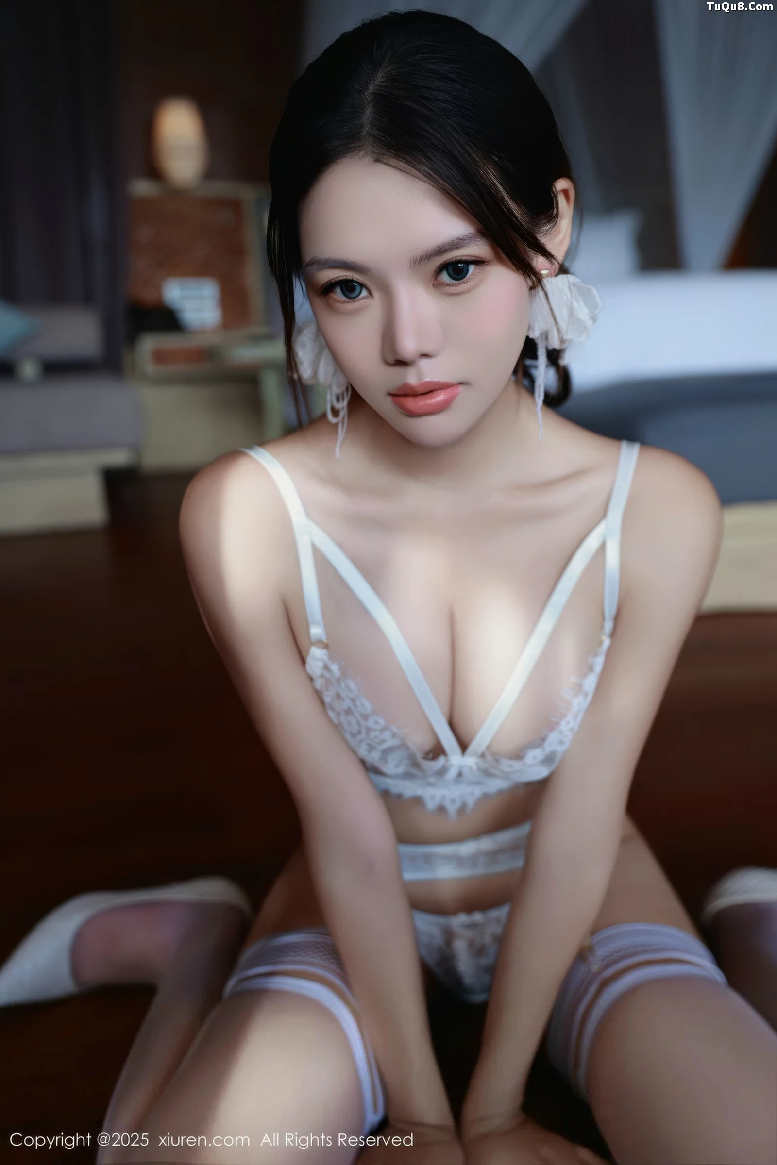 Xgyw.Org_[XiuRen秀人网]No.10721_模特叮当DD性感白色情趣服饰配白色丝袜秀完美身材诱惑写真77P