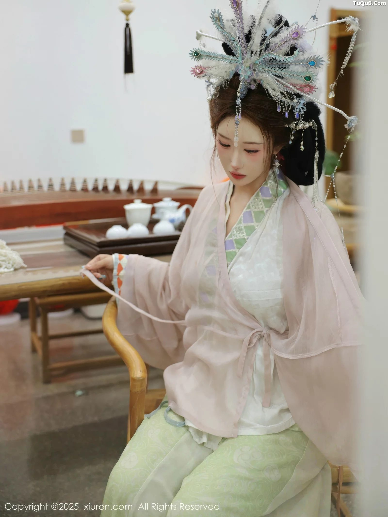 Xgyw.Org_[XiuRen秀人网]No.10736_模特金允希Yuki性感浅色古装薄纱服饰秀丰腴身材迷人诱惑写真80P